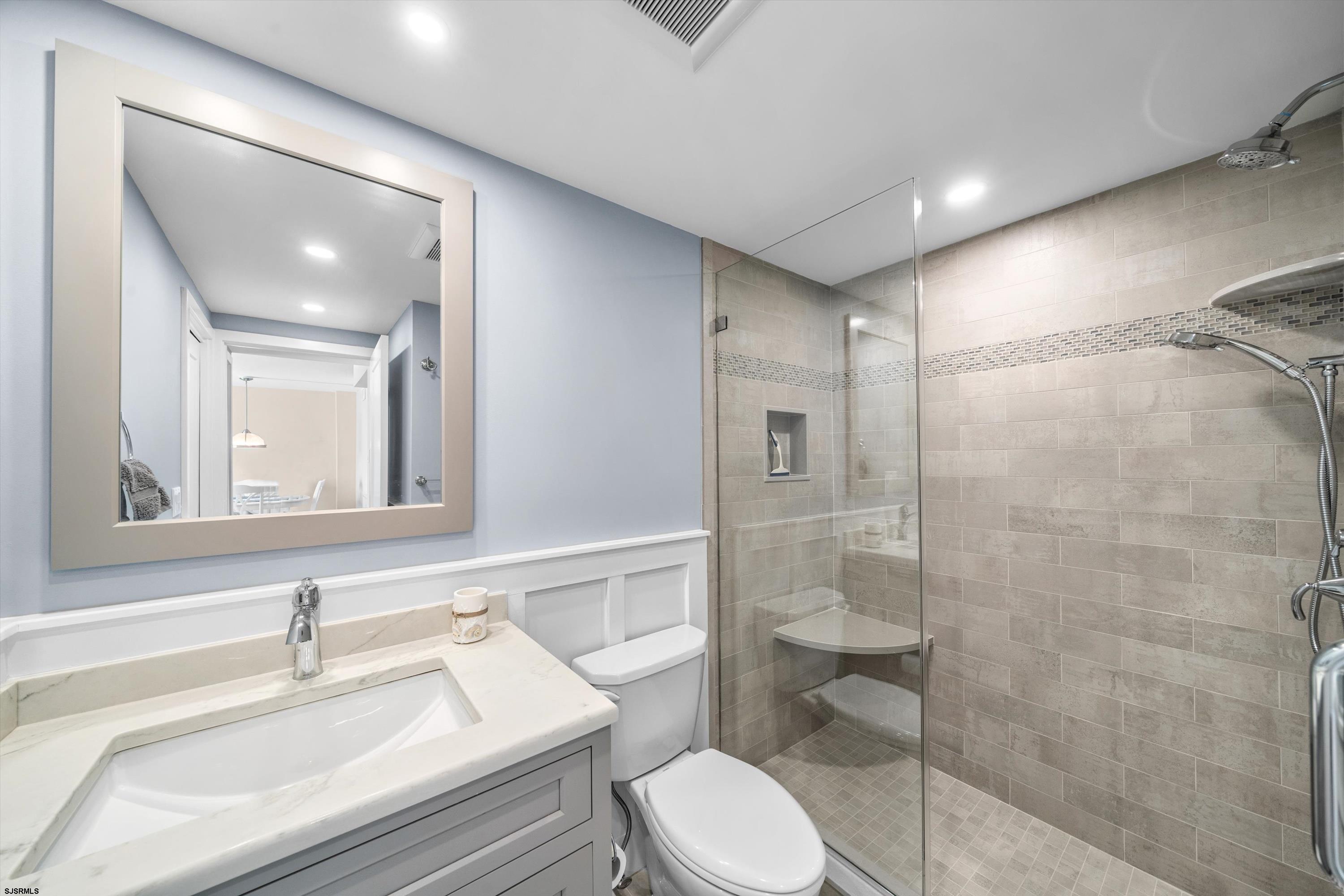 322 Boardwalk - Picture 14