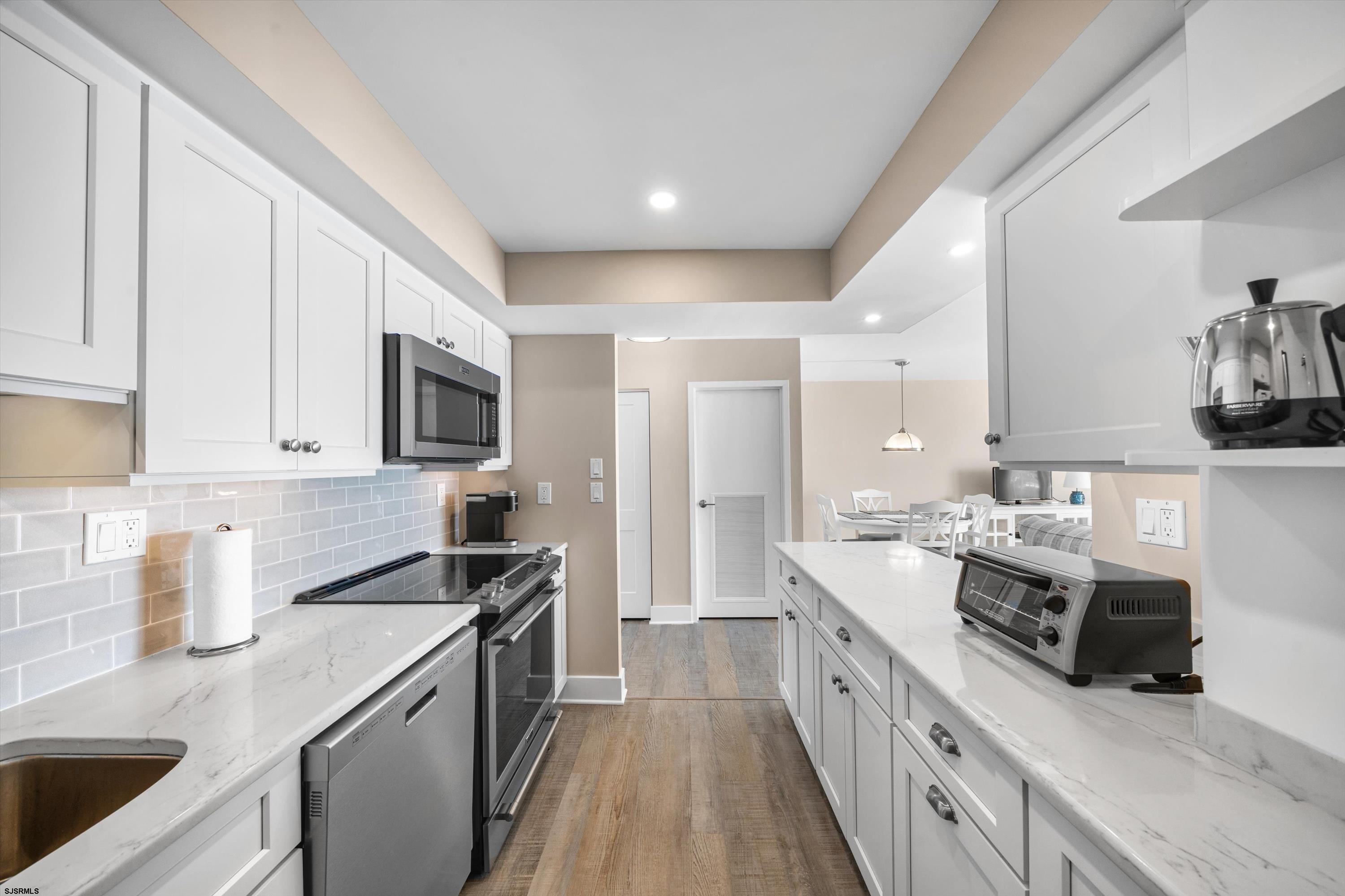 322 Boardwalk - Picture 6