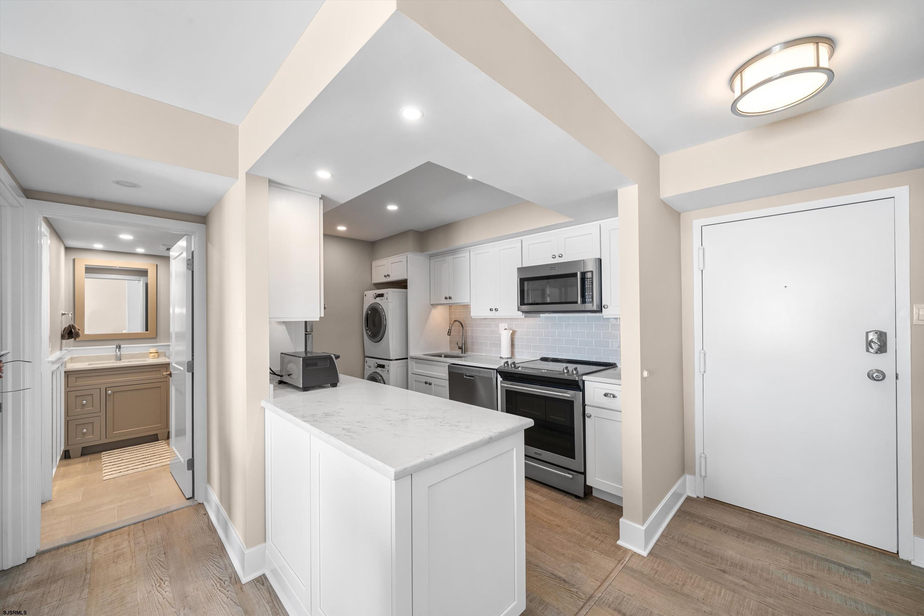 322 Boardwalk - Picture 7