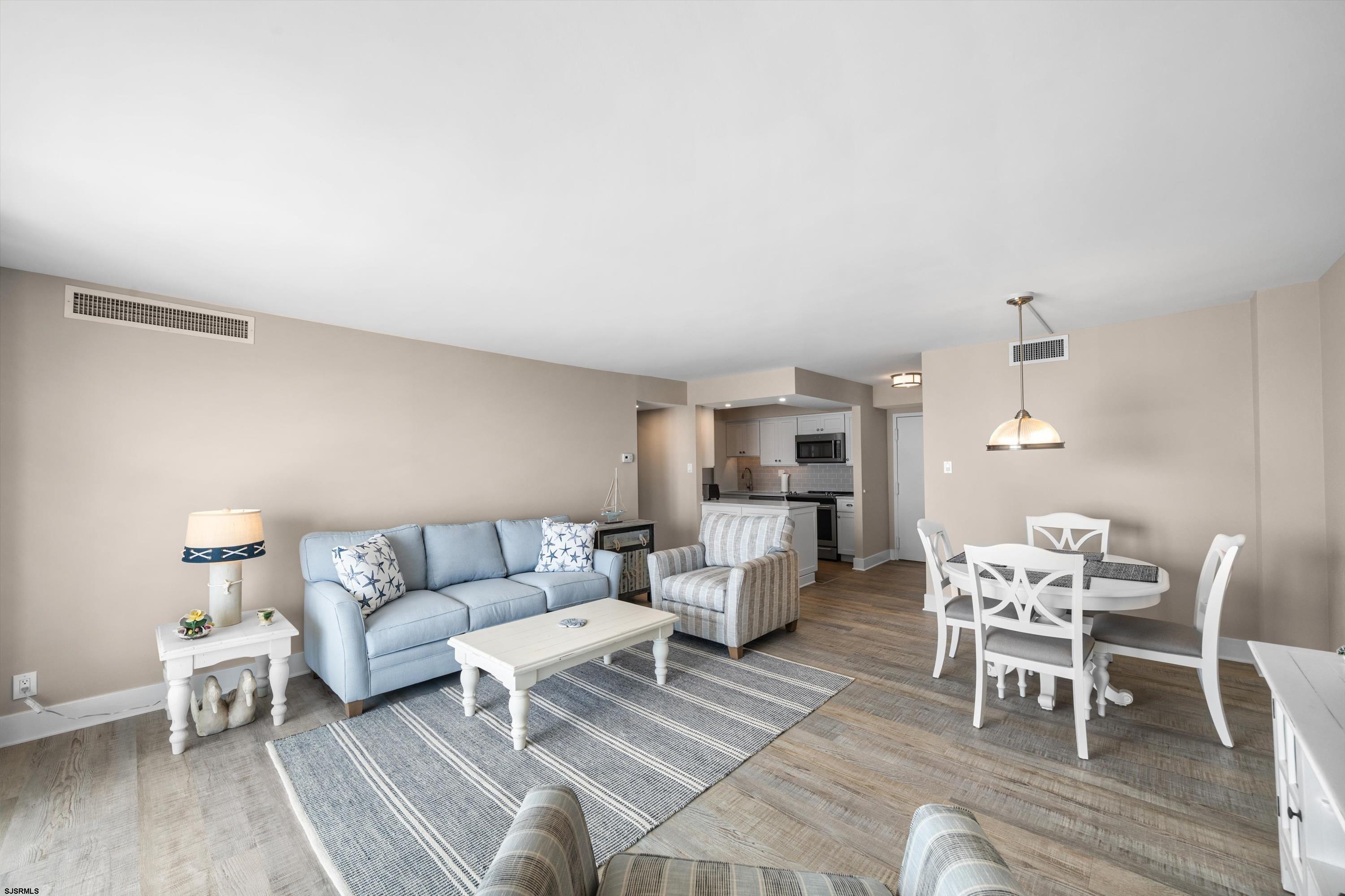 322 Boardwalk - Picture 10