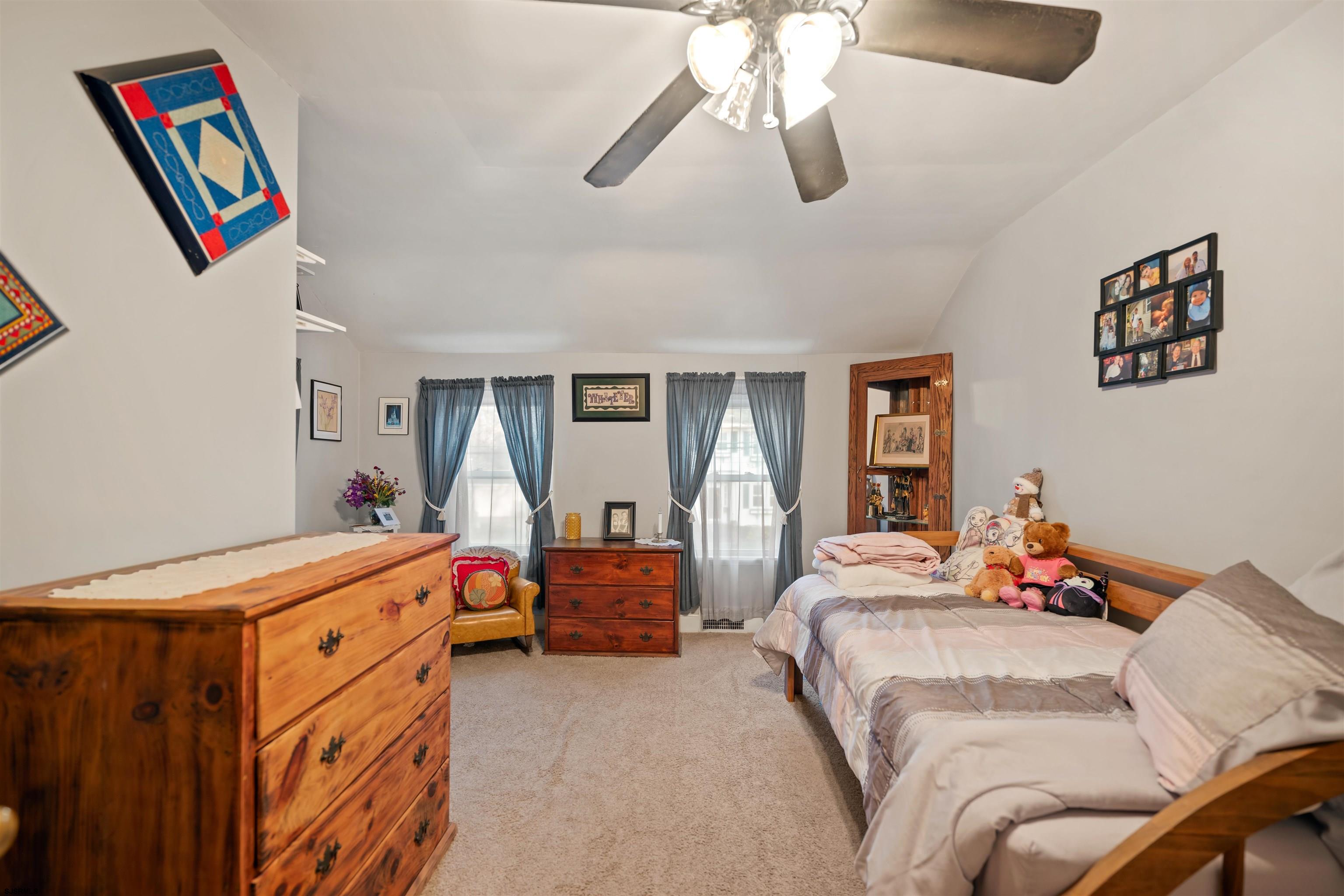 38 Deshibe Ter Avenue