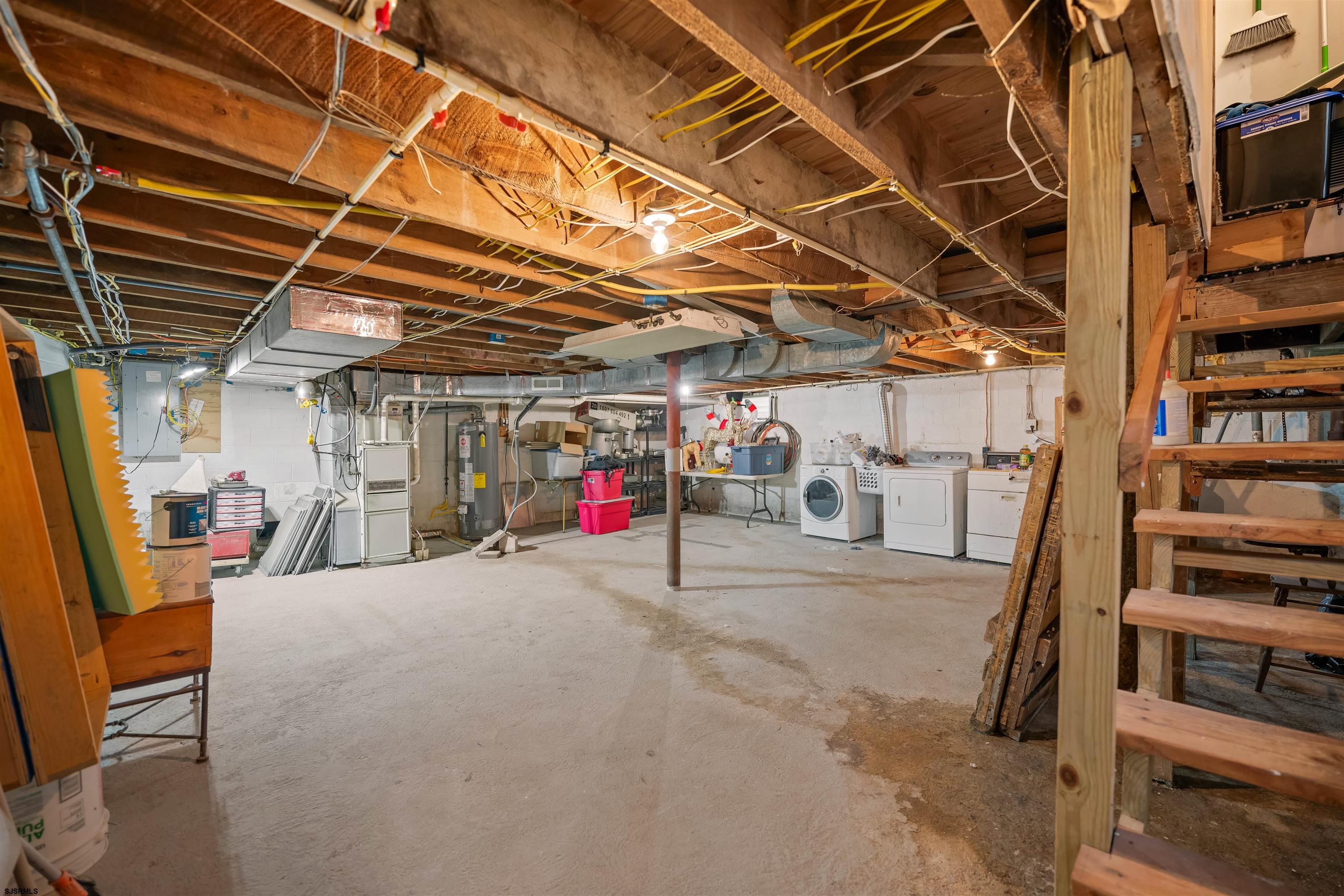 38 Deshibe Ter Avenue