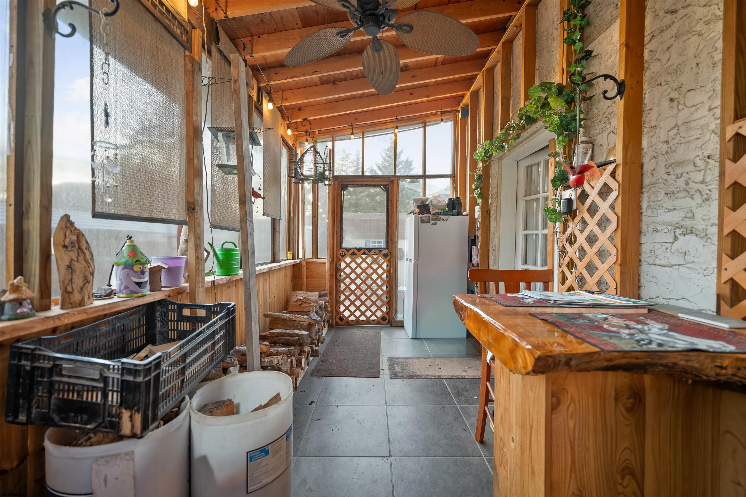 38 Deshibe Ter Avenue