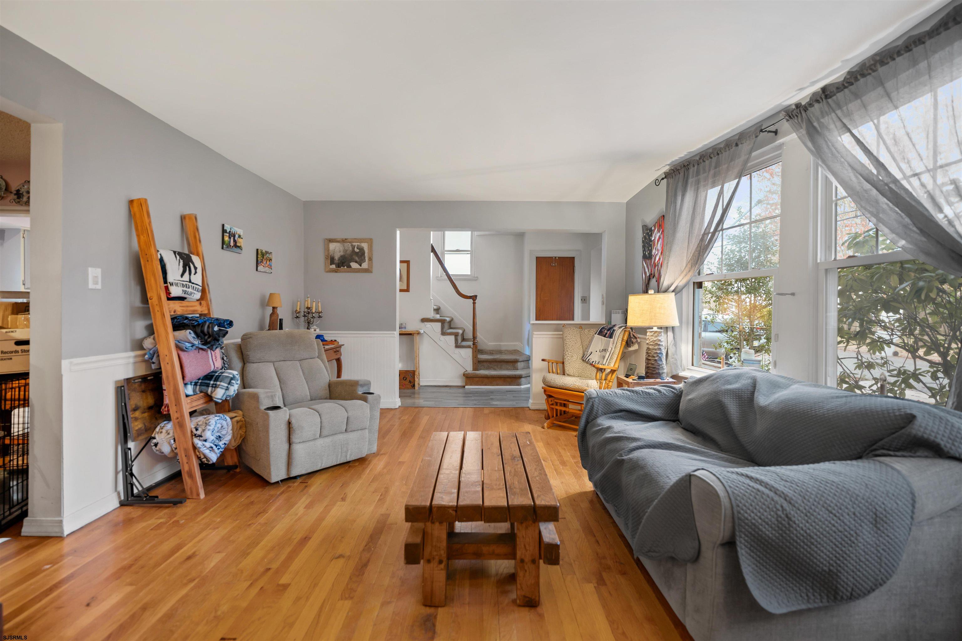 38 Deshibe Ter Avenue - Picture 3