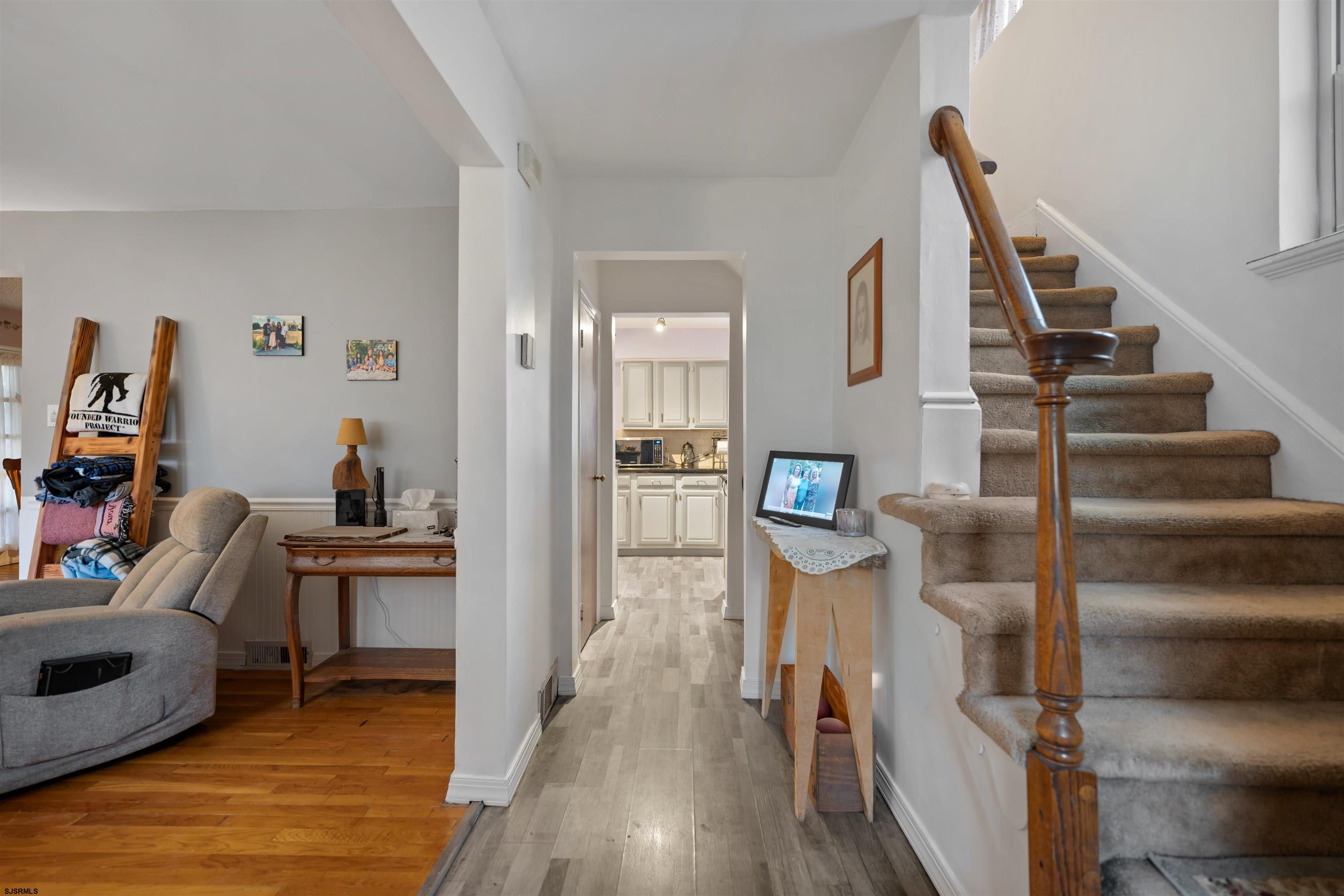 38 Deshibe Ter Avenue - Picture 4