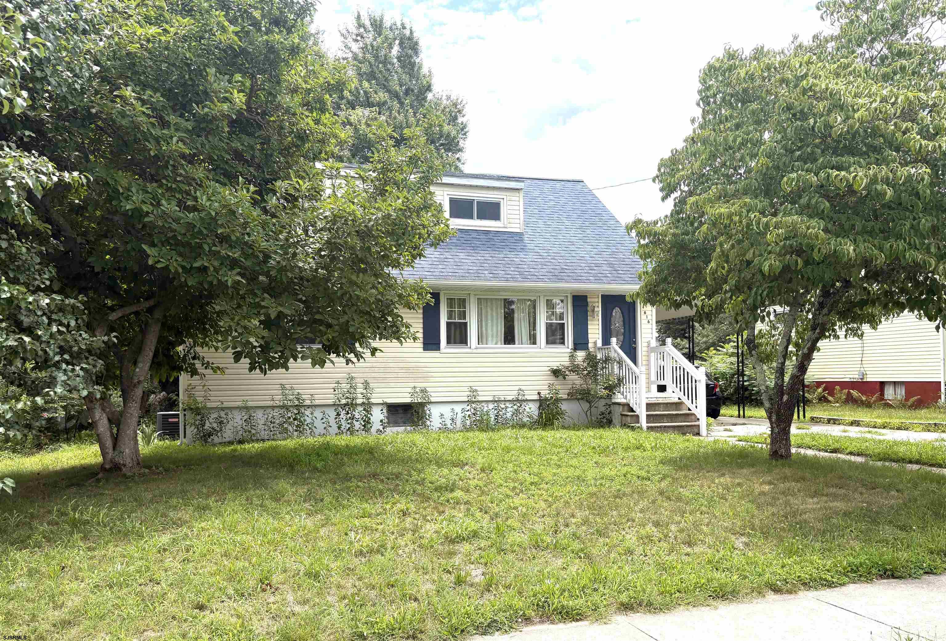 616 Buffalo Ave 