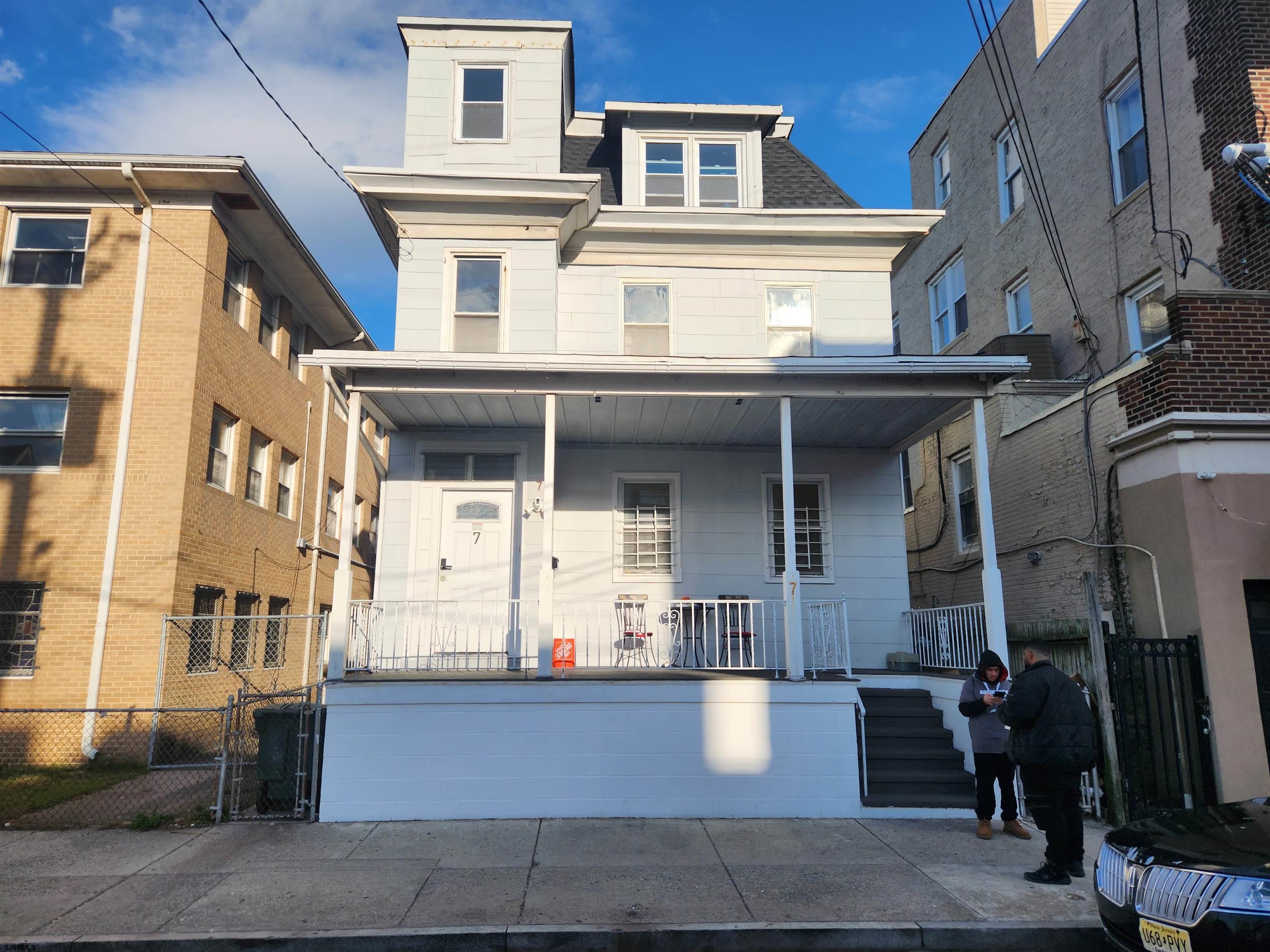 7 N Georgia Avenue - Atlantic City