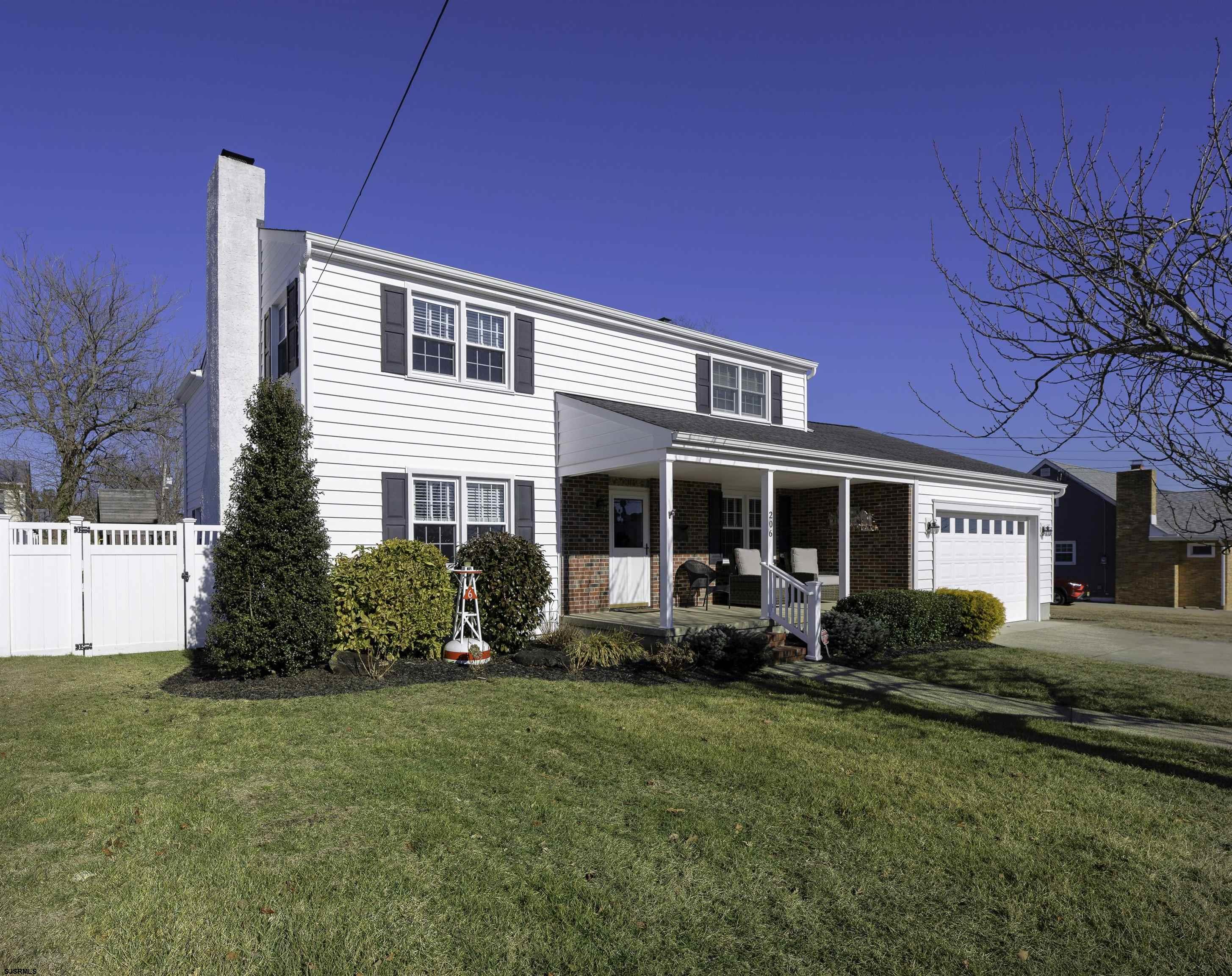  206 East Drive - Linwood