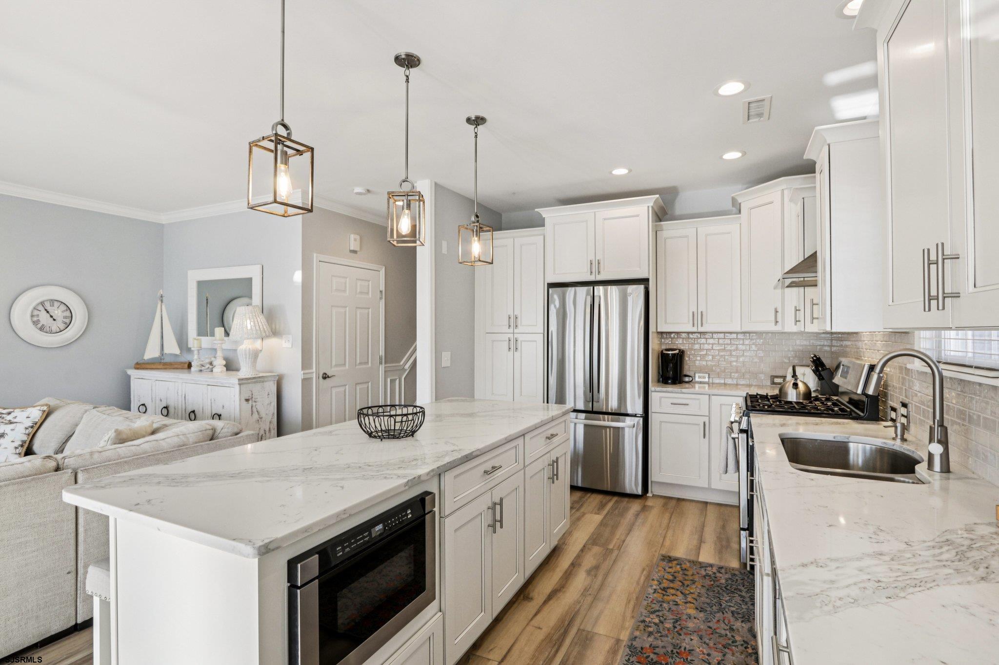 308 Atlantic Avenue - Picture 14