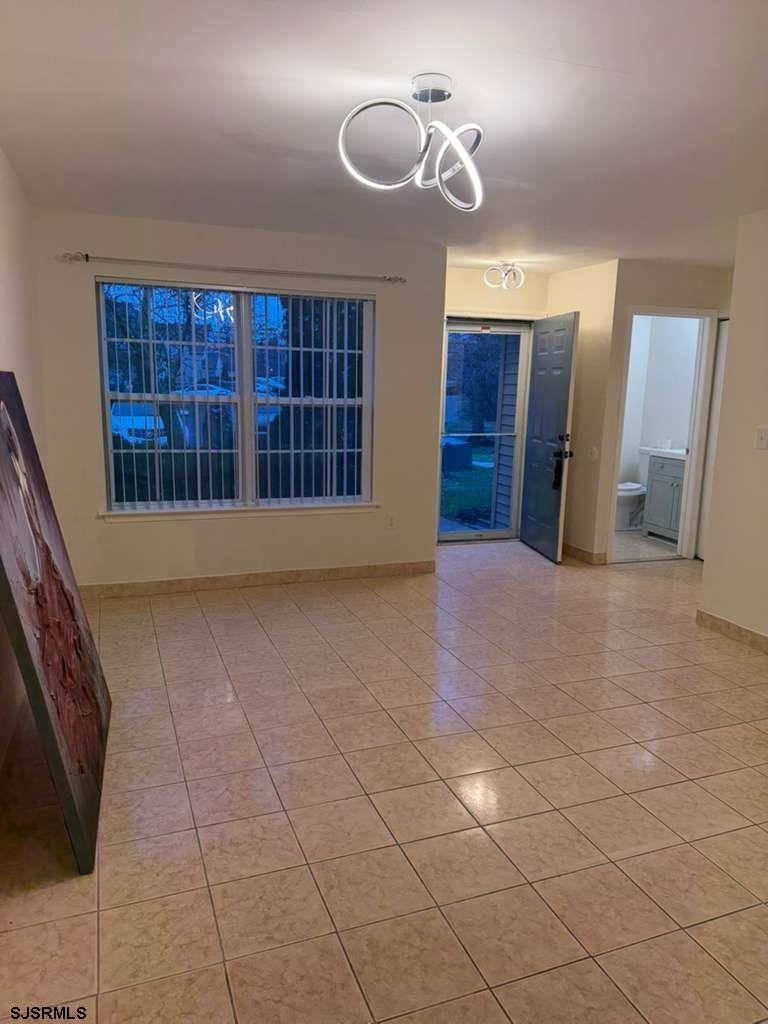 2908 Falcon Ct Ct - Picture 2