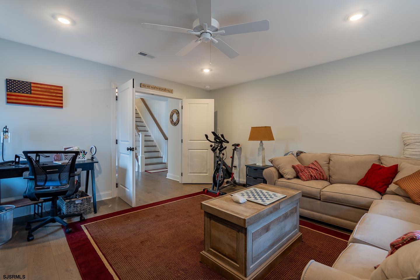 5517 Roberts Avenue - Picture 