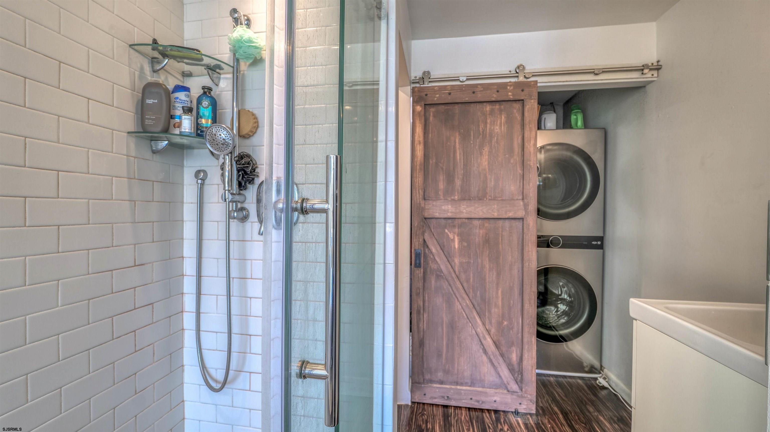 7811 Atlantic Avenue