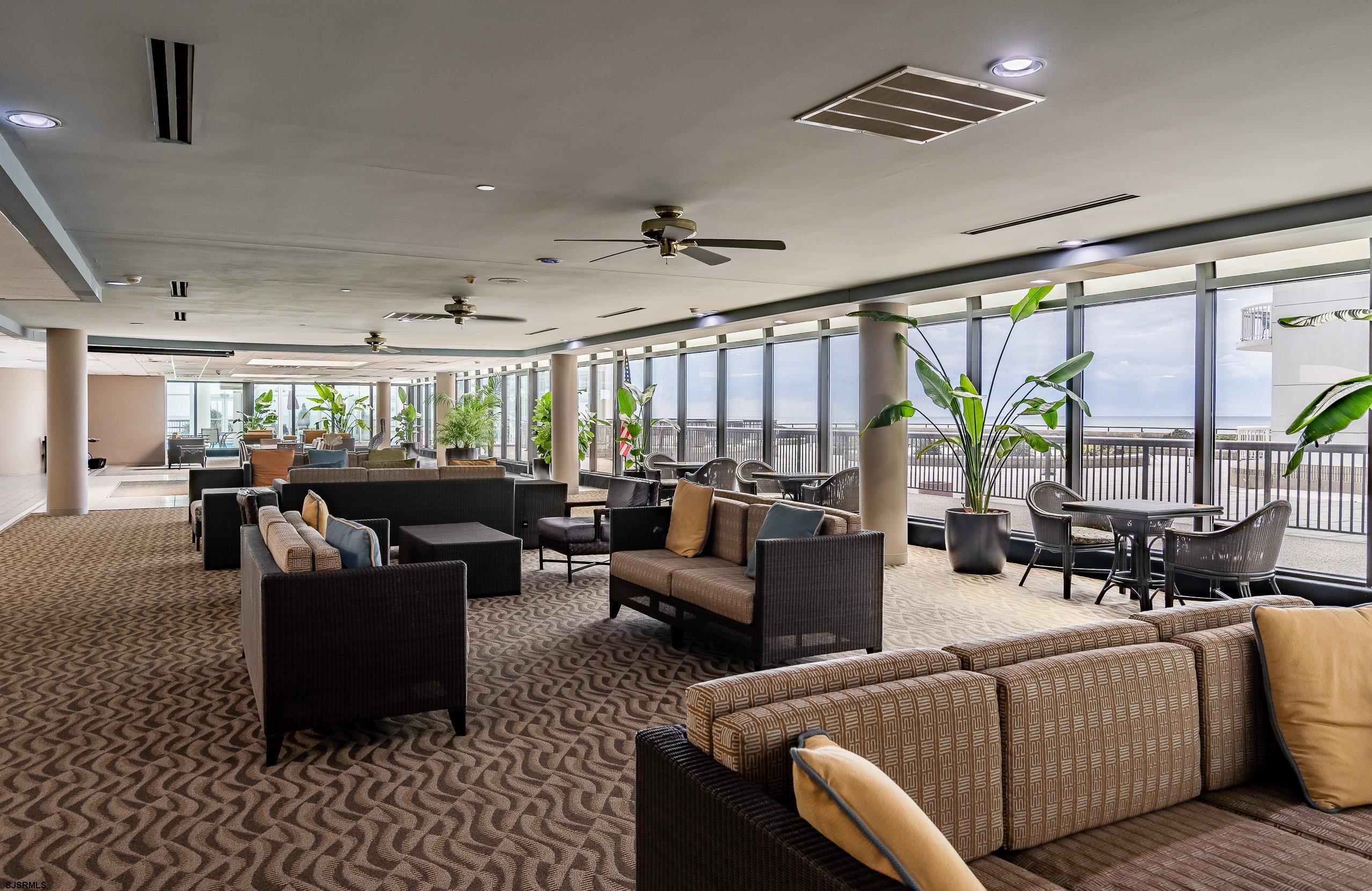 3101 Boardwalk - Picture 4