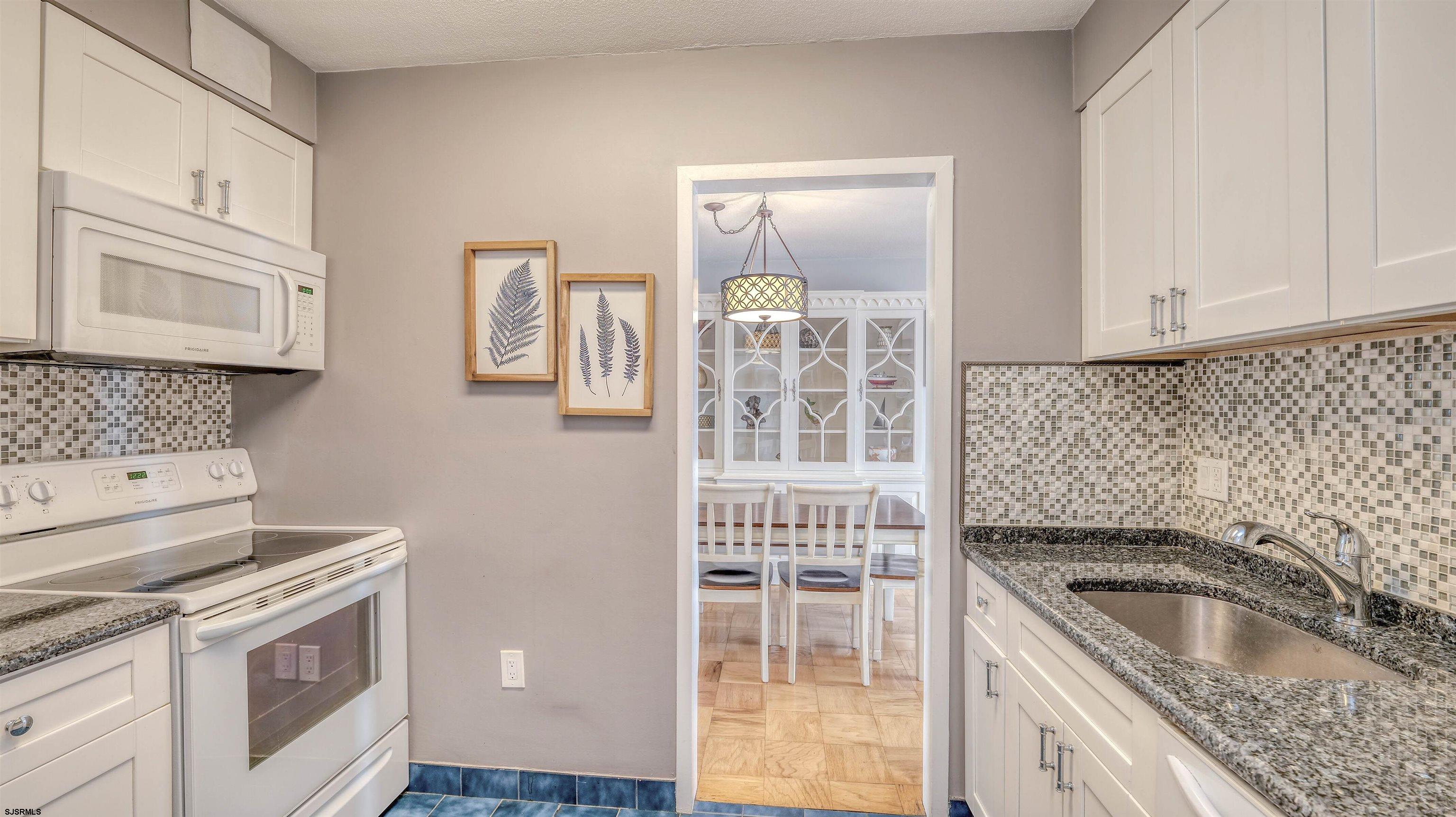 4800 Boardwalk - Picture 