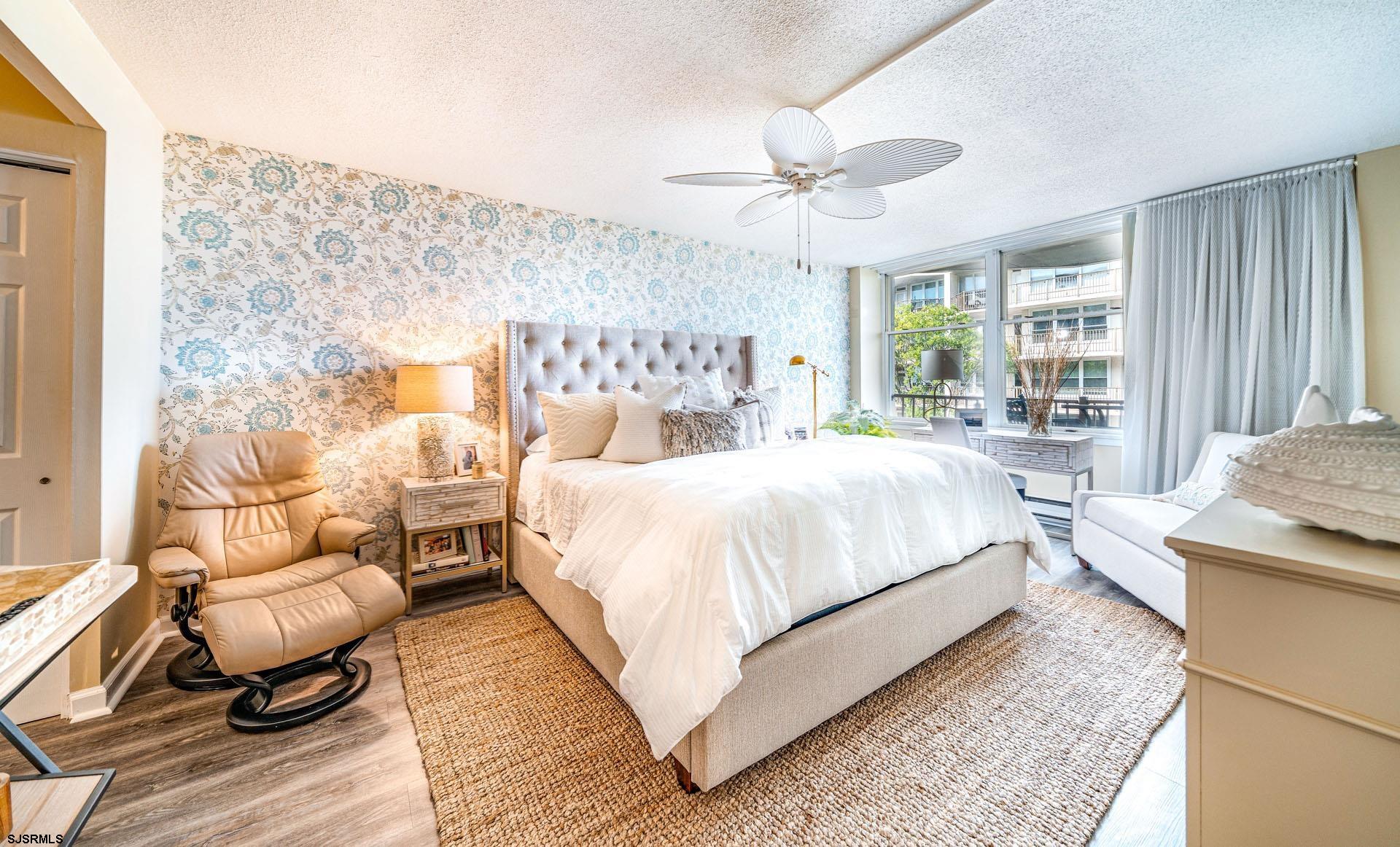 500 Bay Avenue - Picture 18