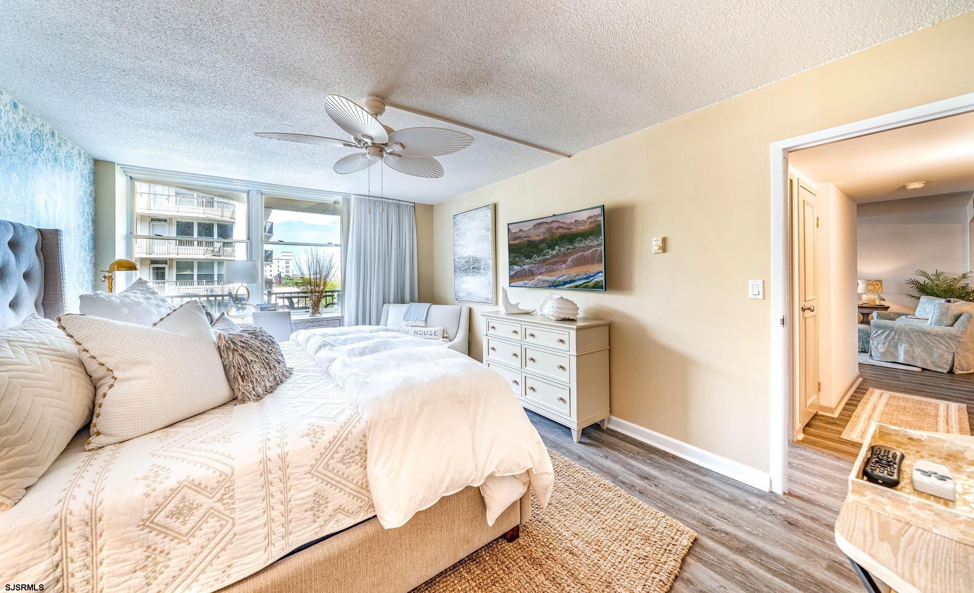 500 Bay Avenue - Picture 19