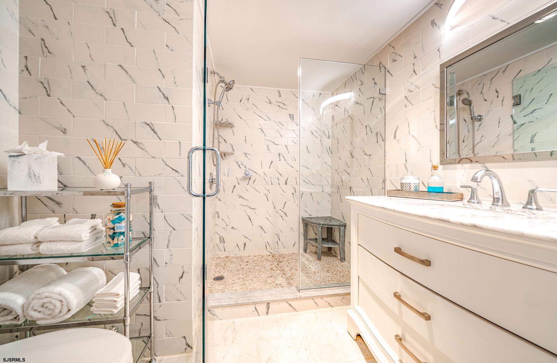 500 Bay Avenue - Picture 22