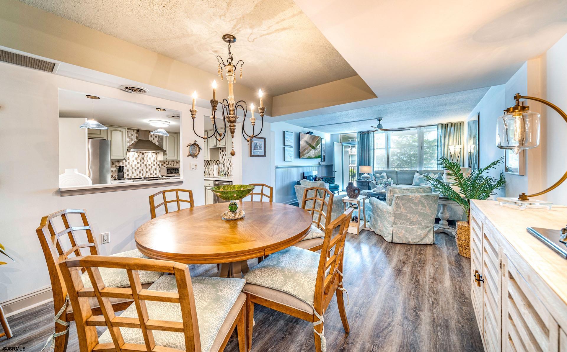 500 Bay Avenue - Picture 6