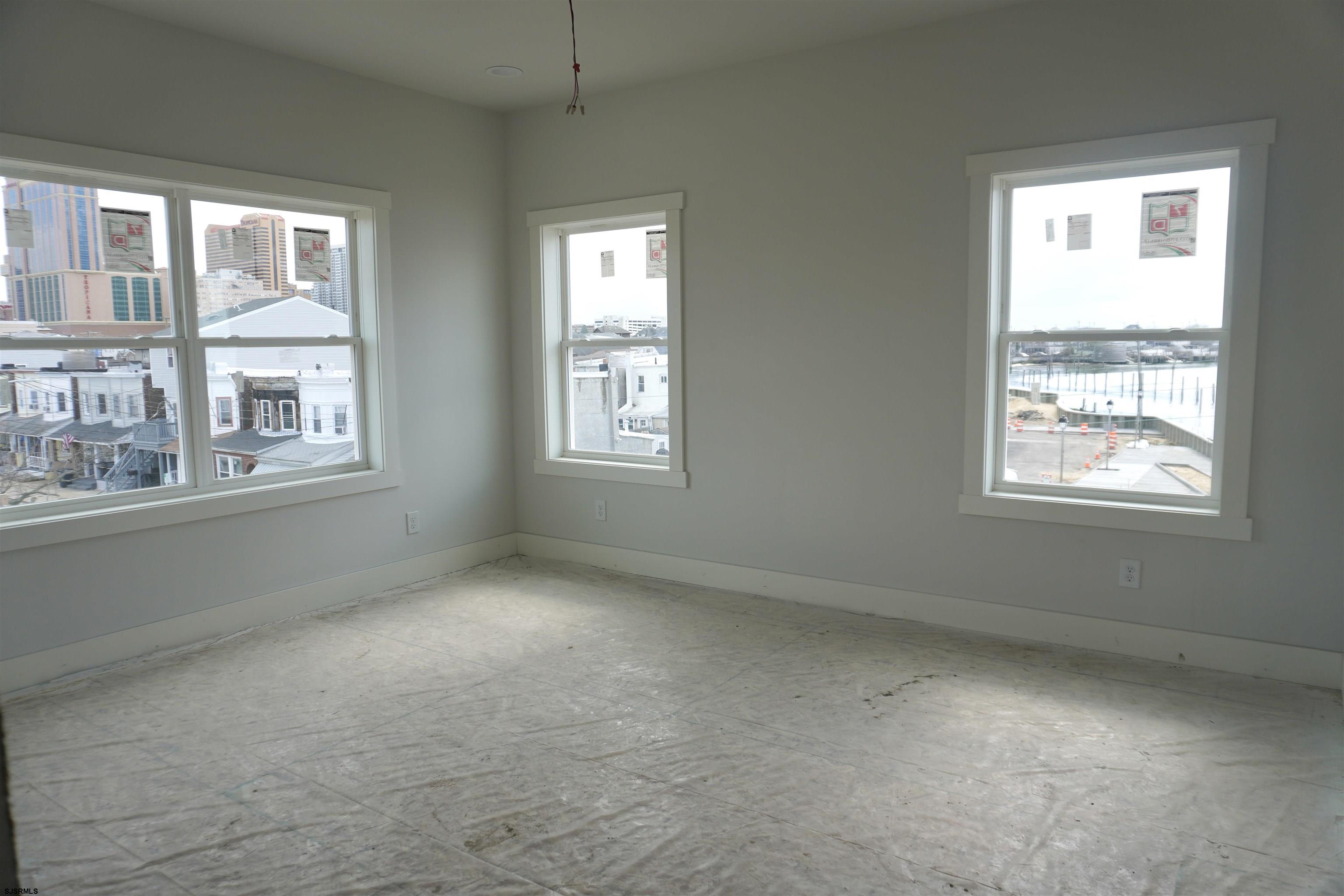 239 N Arizona Avenue #3