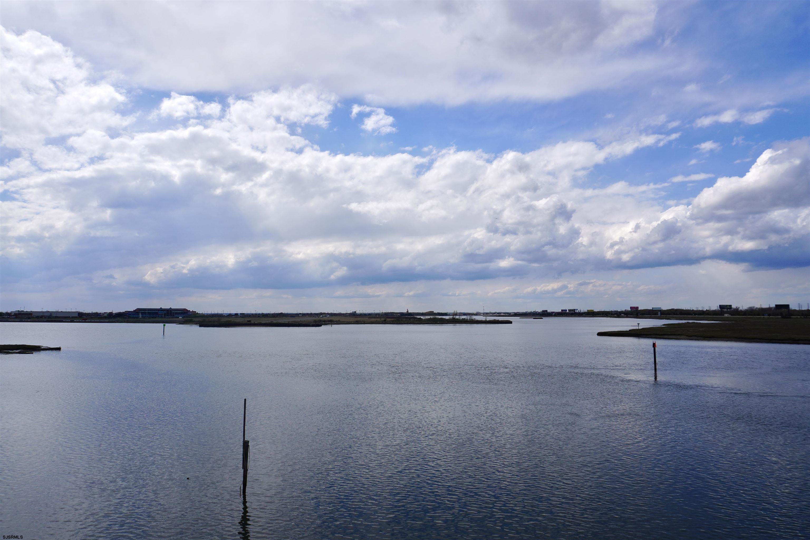 239 N Arizona Avenue #4