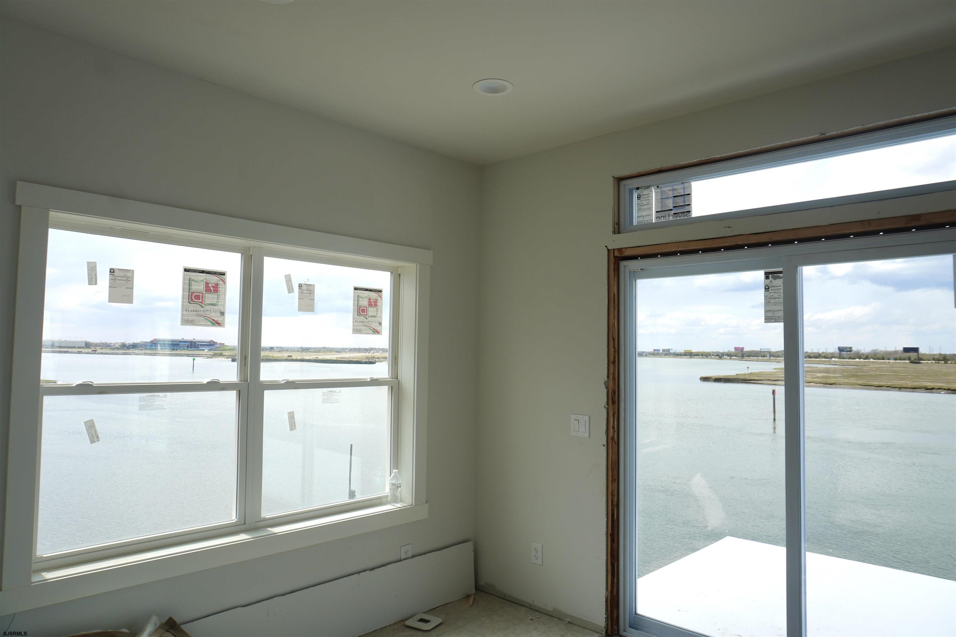 239 N Arizona Avenue #4