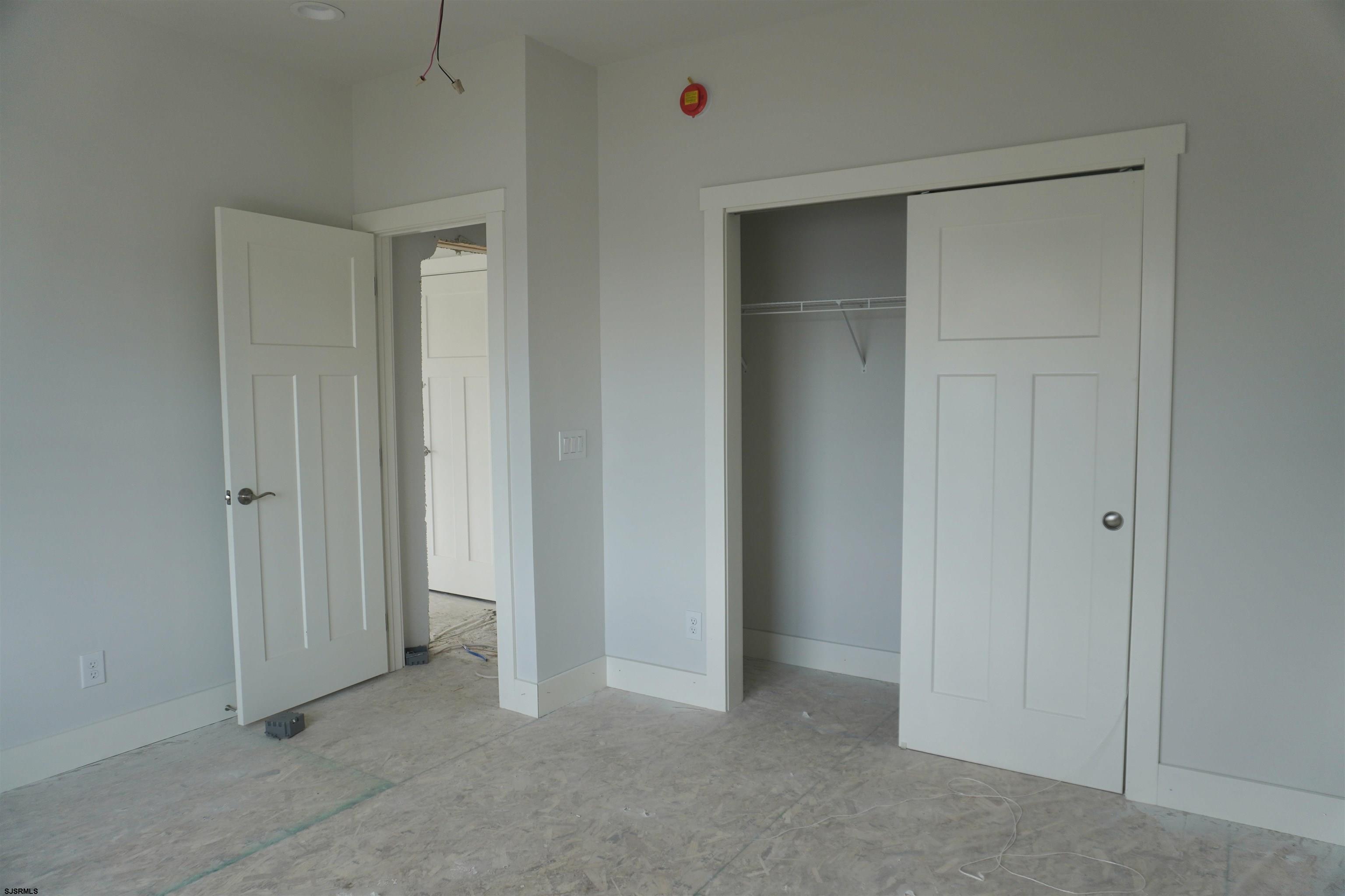 239 N Arizona Avenue #4