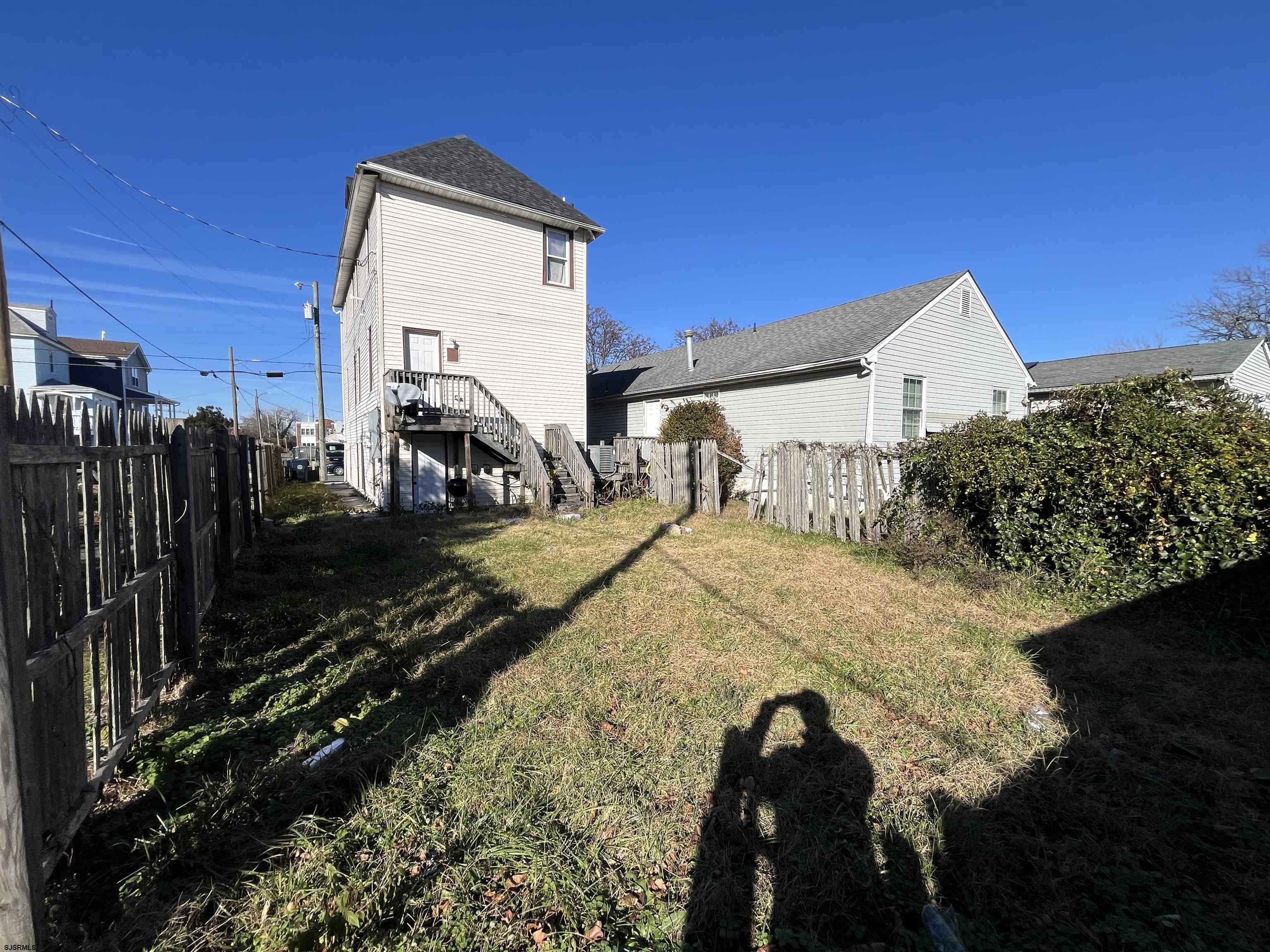 1918 Caspian Avenue - Picture 3