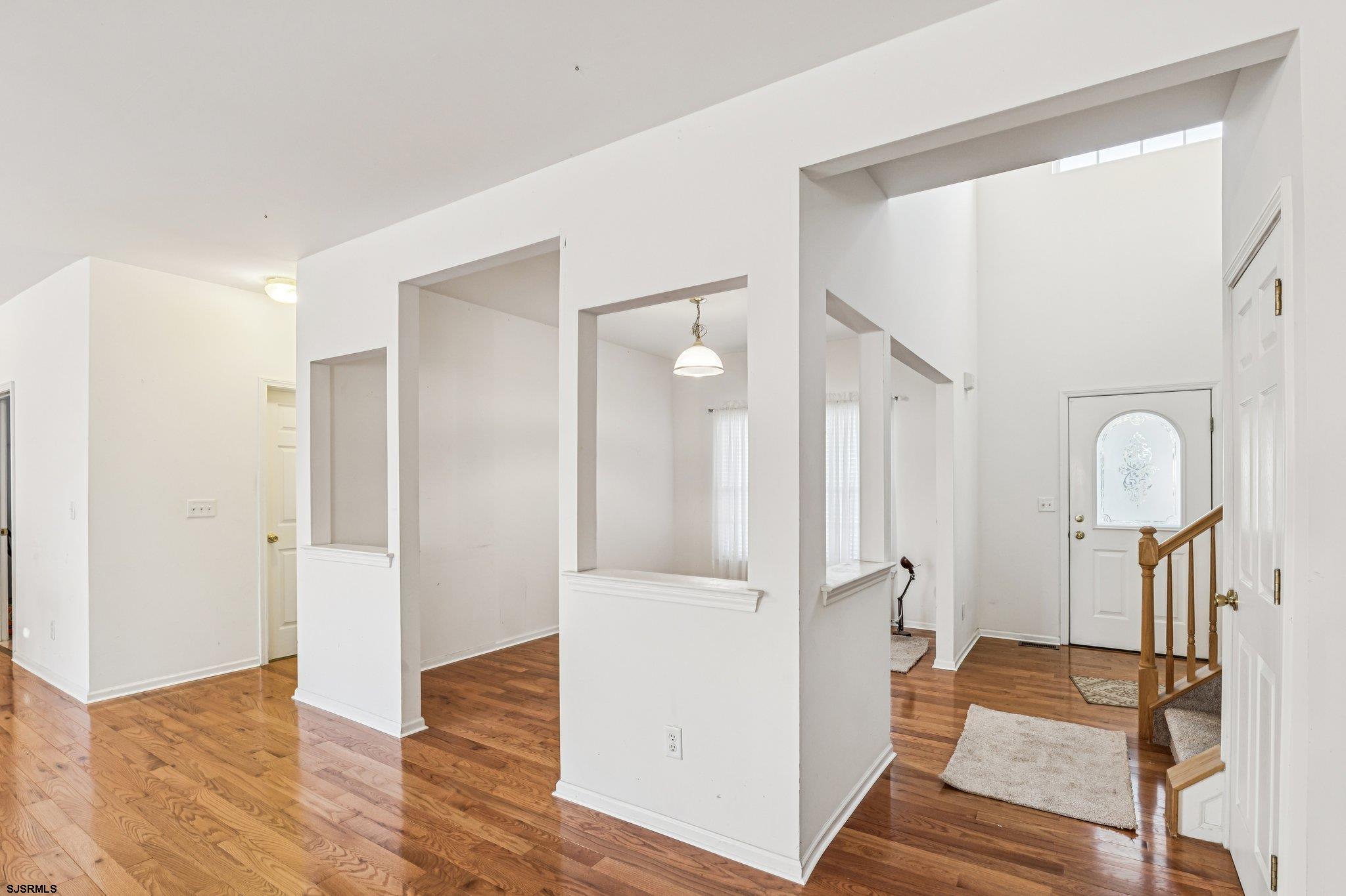 205 Beacon Hill Dr Dr