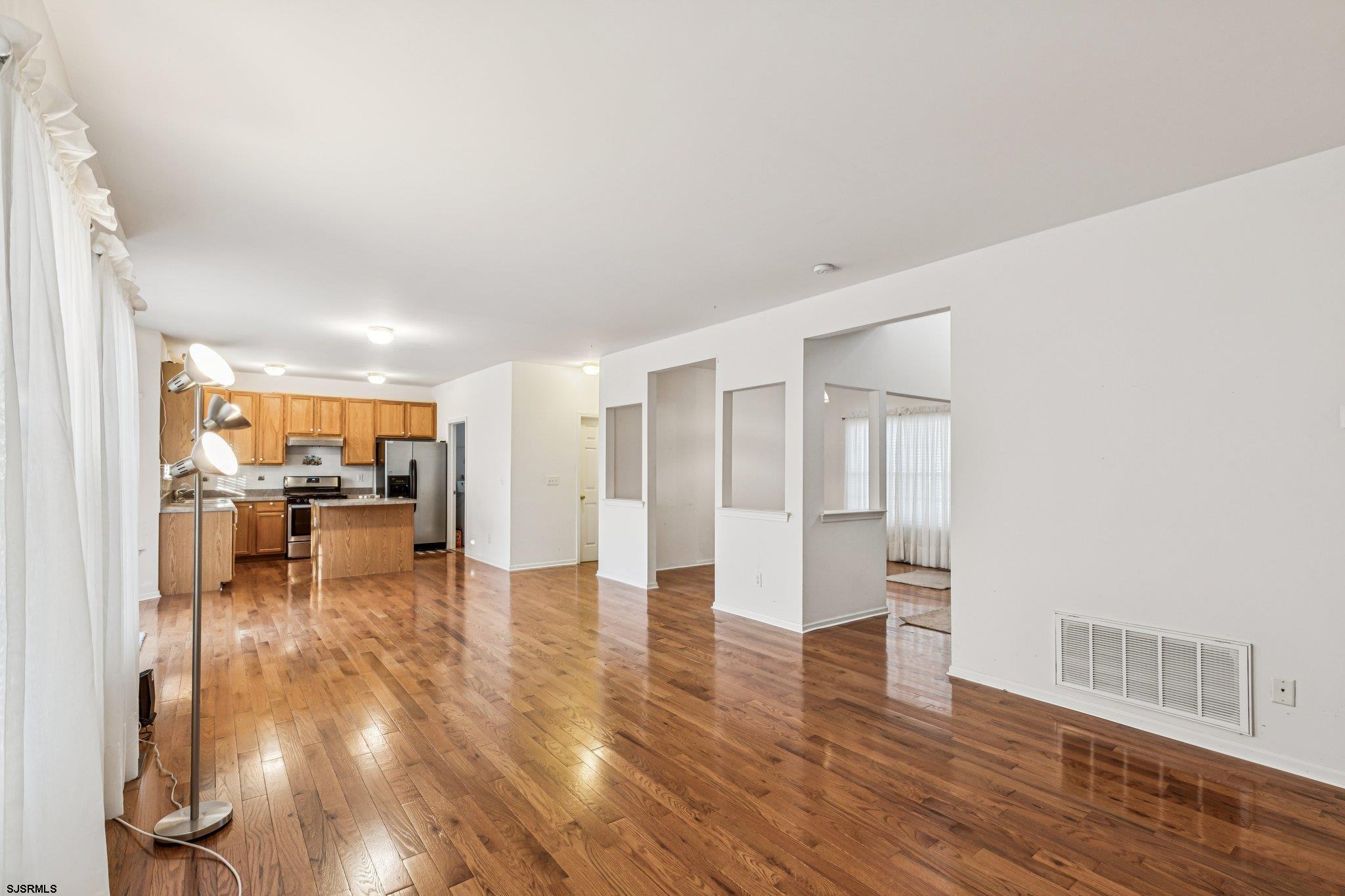 205 Beacon Hill Dr Dr