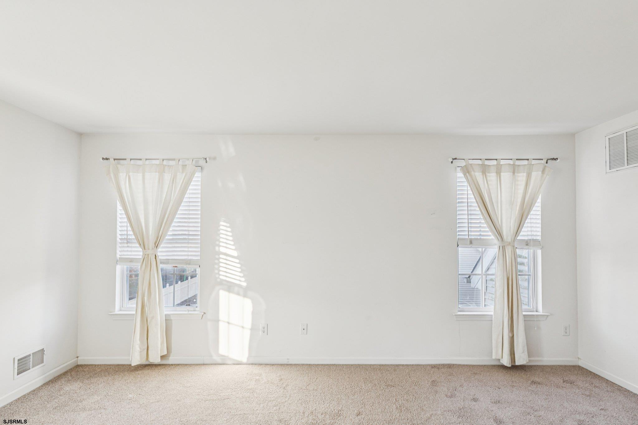 205 Beacon Hill Dr Dr