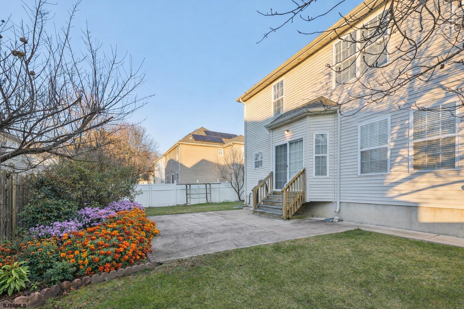 205 Beacon Hill Dr Dr - Picture 4