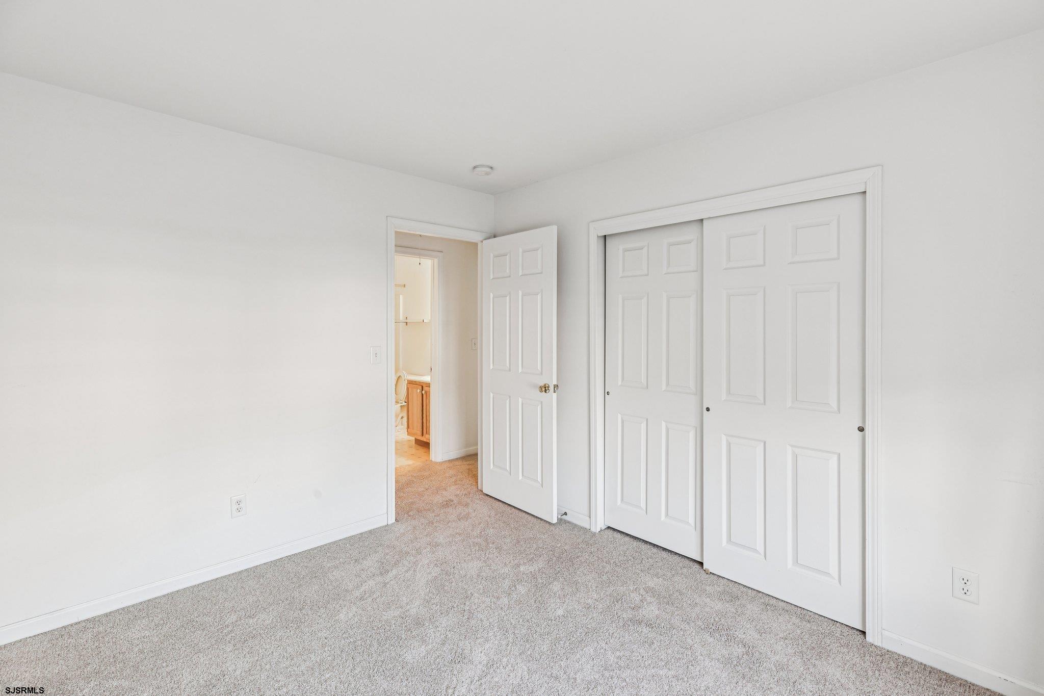 205 Beacon Hill Dr Dr