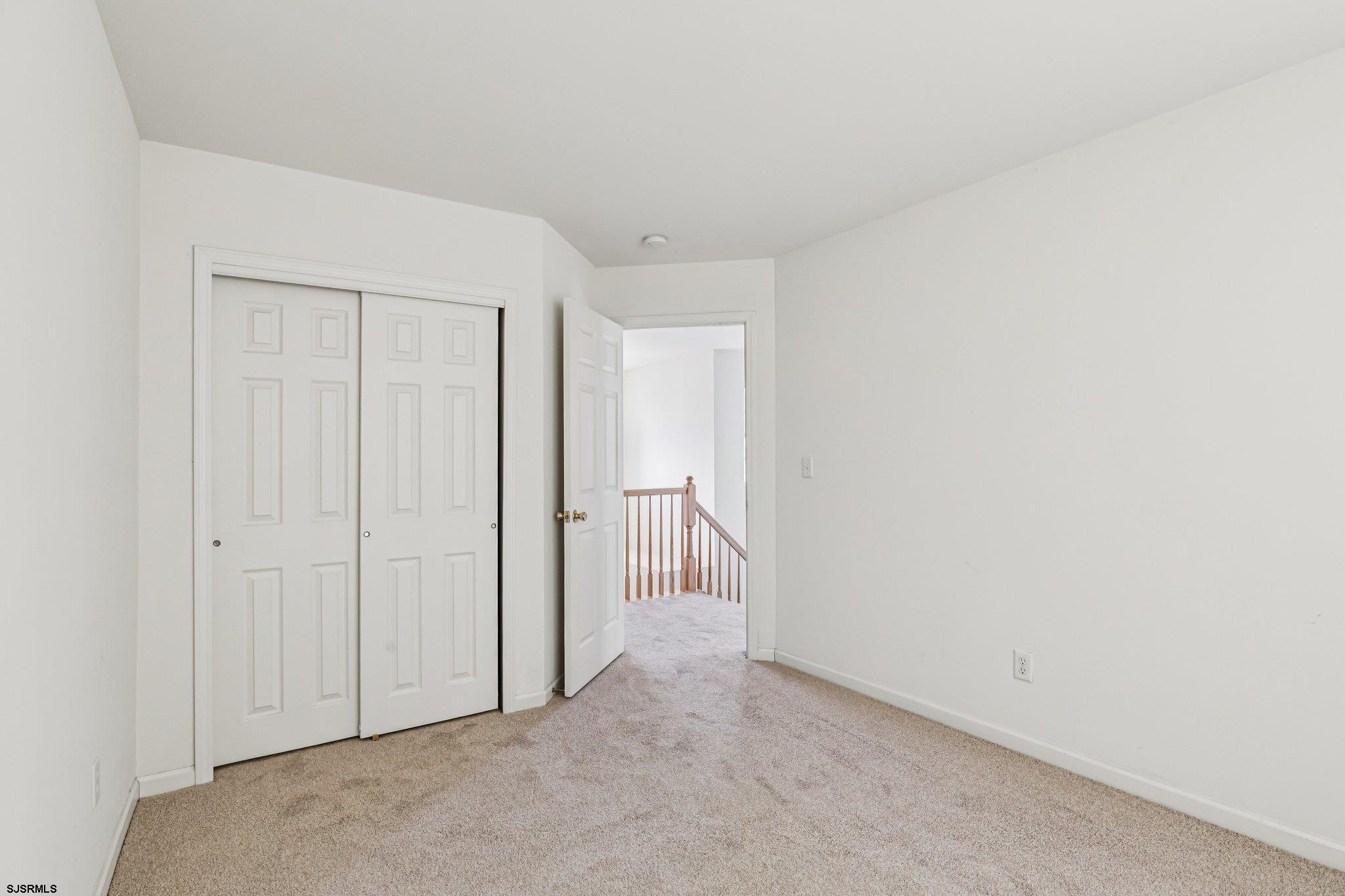 205 Beacon Hill Dr Dr