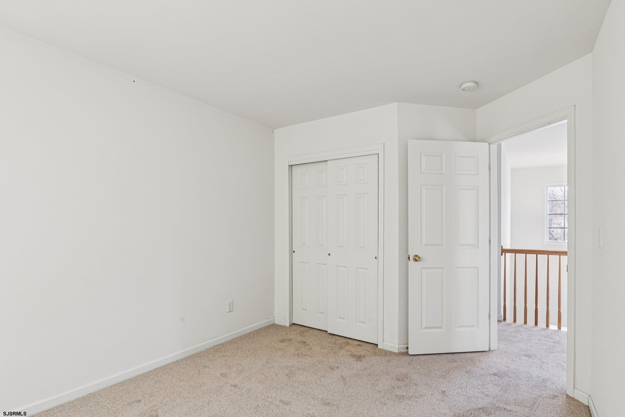 205 Beacon Hill Dr Dr