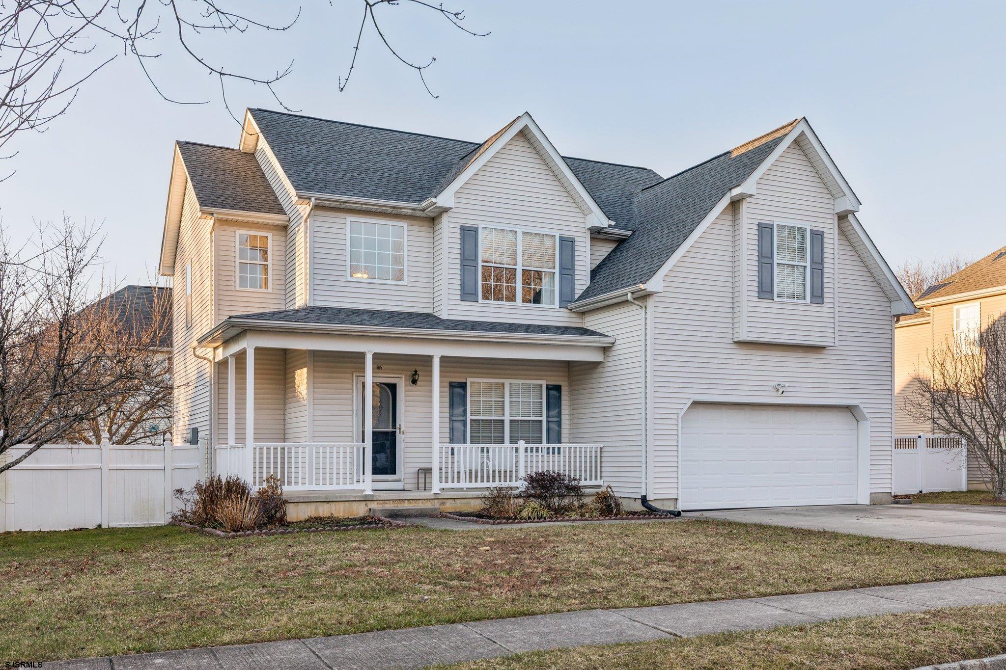 205 Beacon Hill Dr Dr