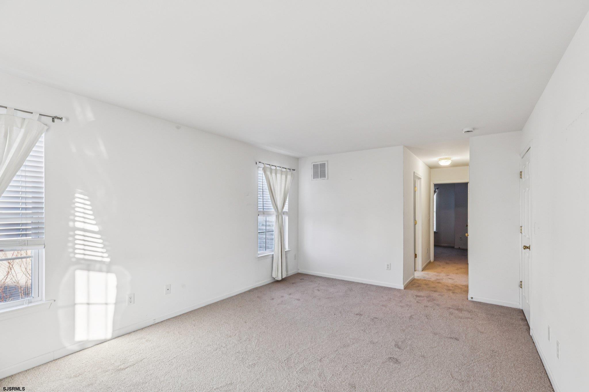 205 Beacon Hill Dr Dr