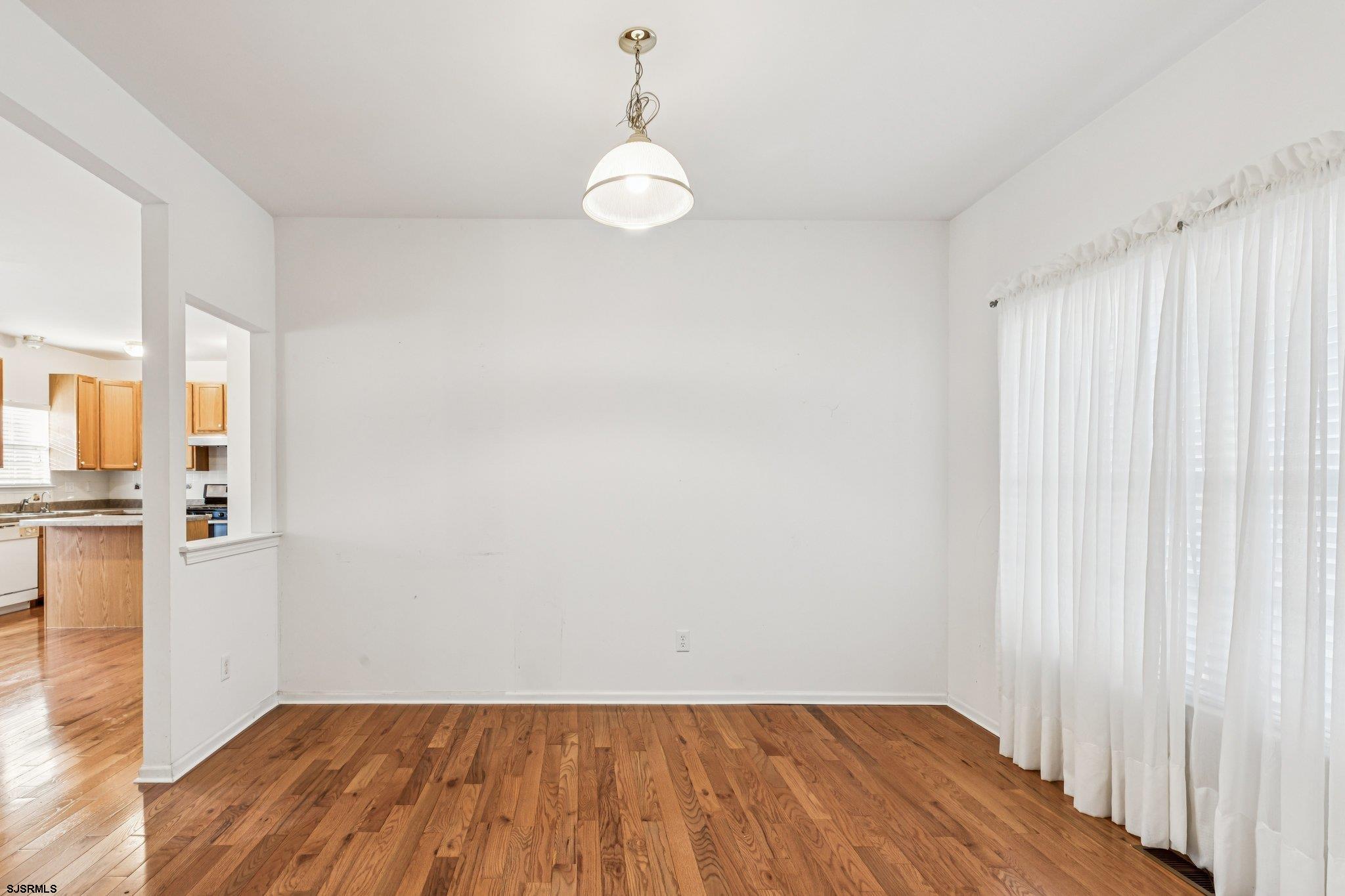 205 Beacon Hill Dr Dr