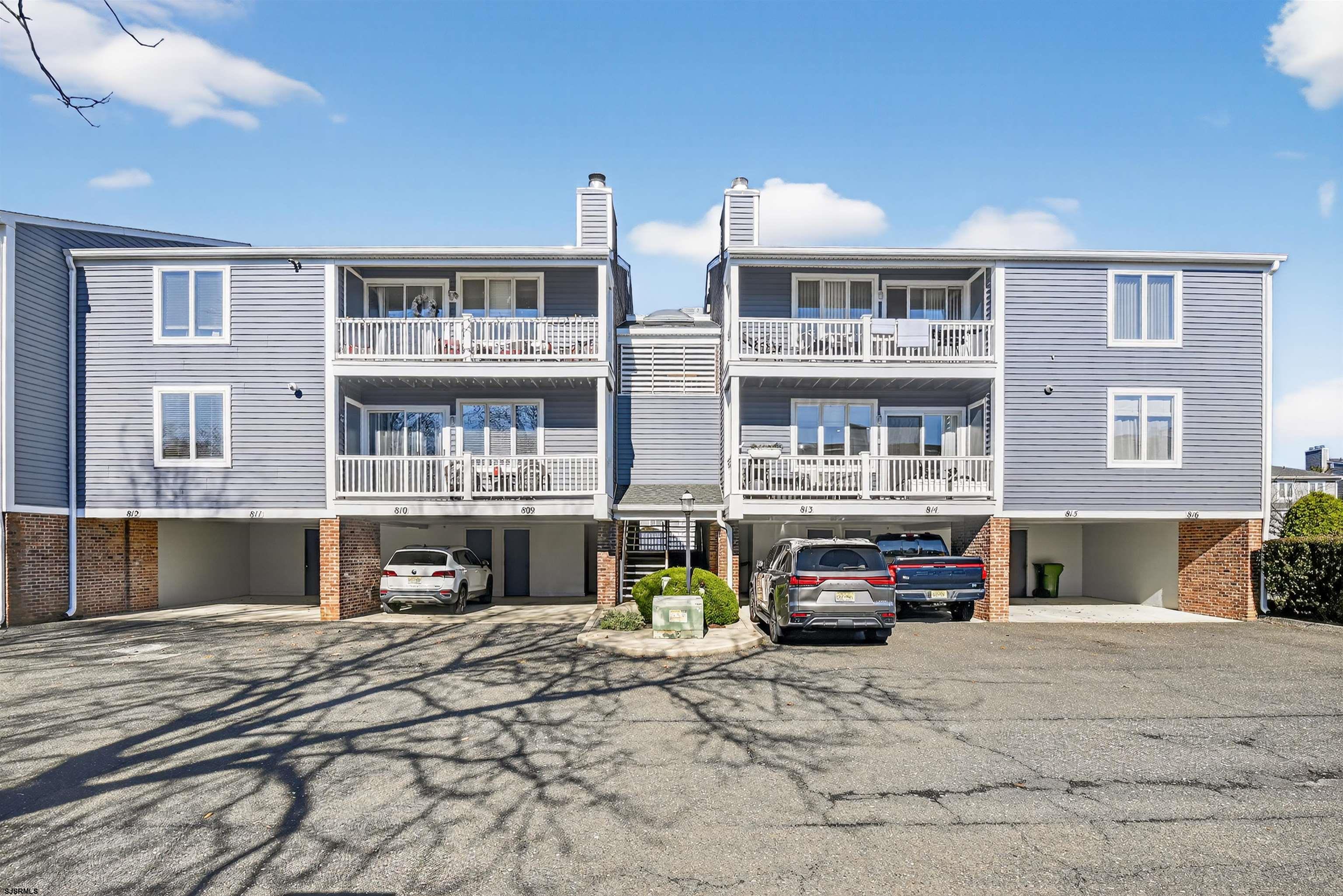  811 Harbour Cv - Somers Point