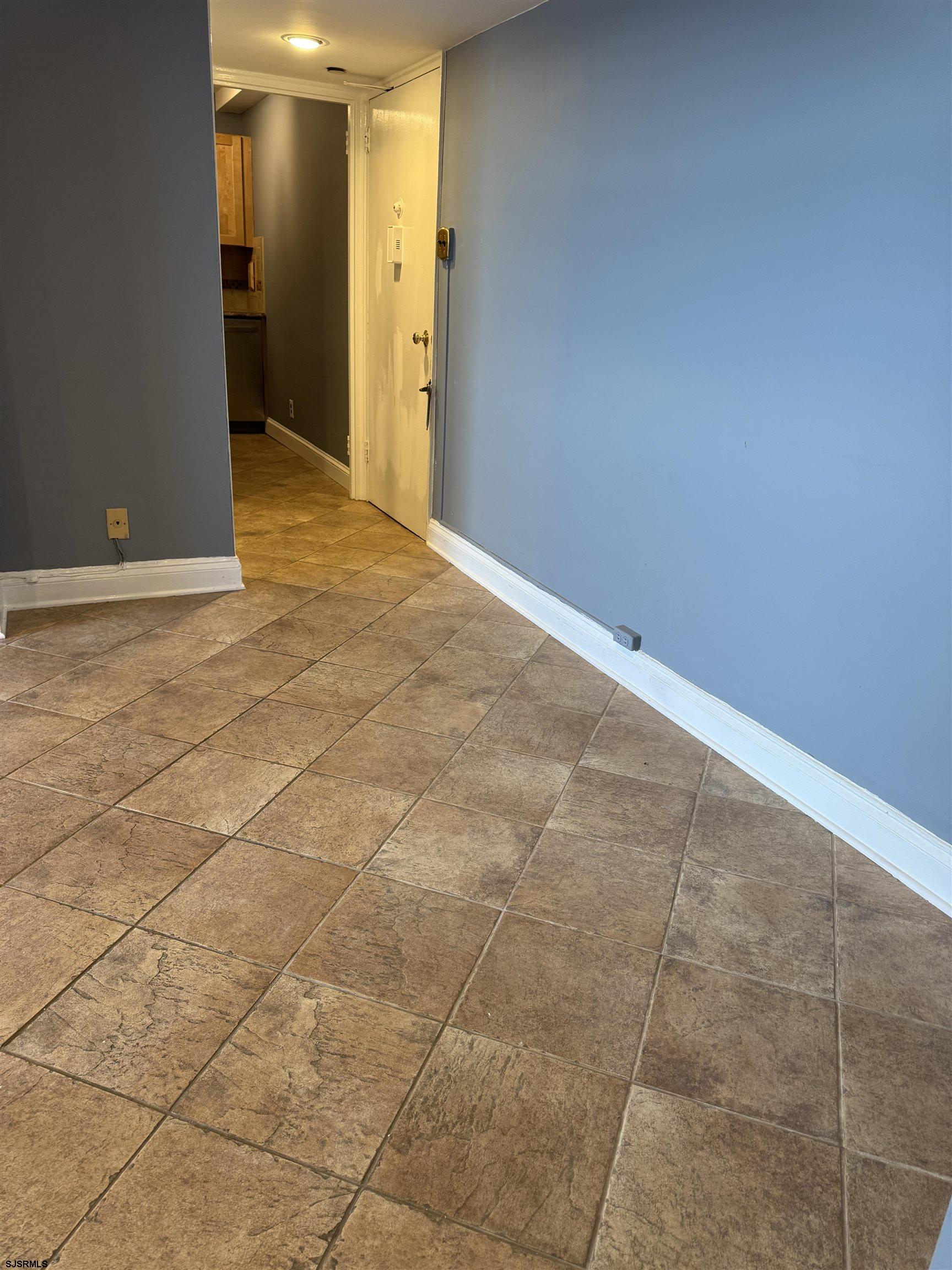 101 S Raleigh Avenue