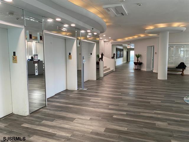 101 S Raleigh Avenue