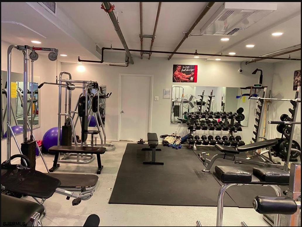 101 S Raleigh Avenue