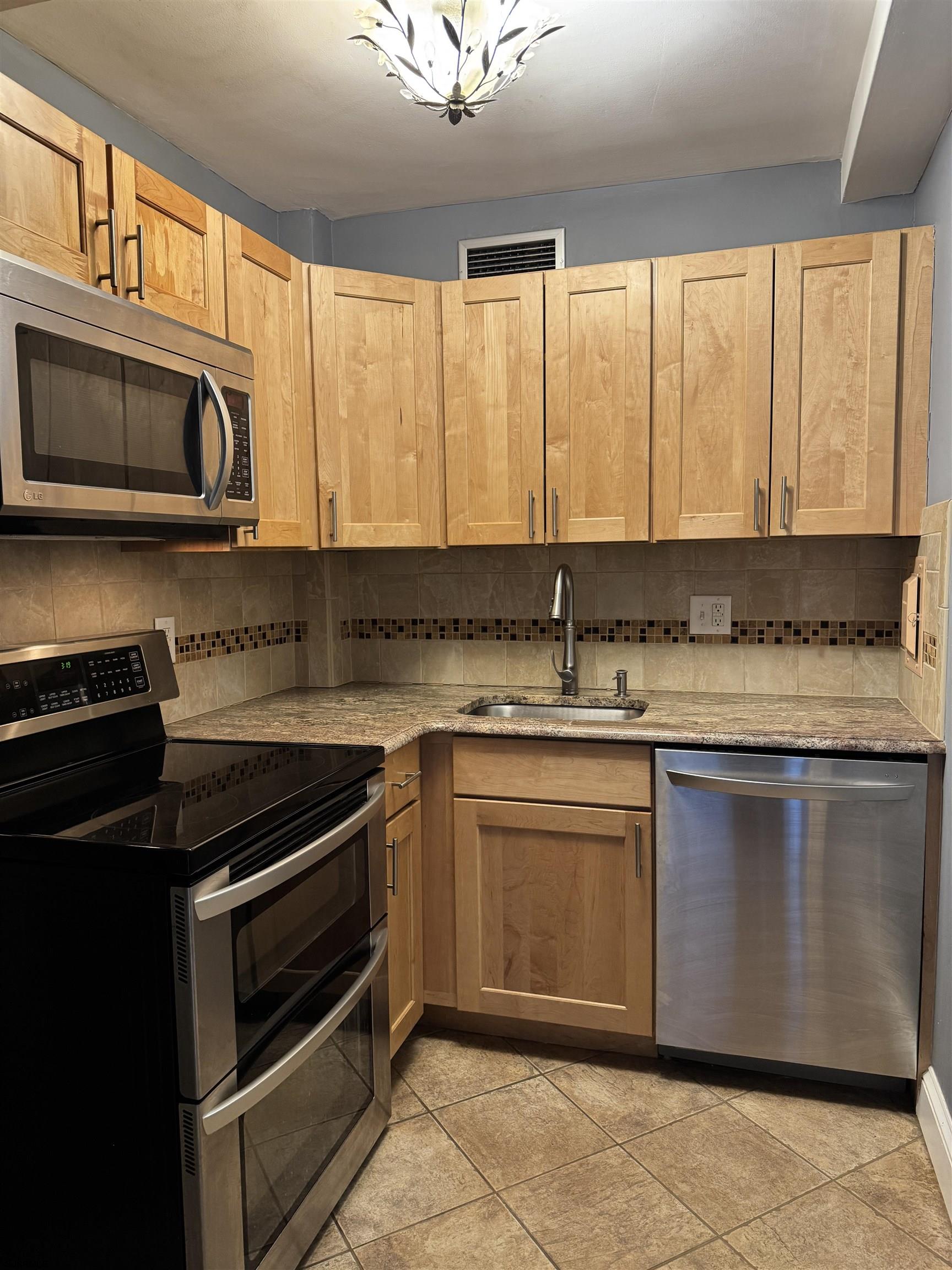 101 S Raleigh Avenue