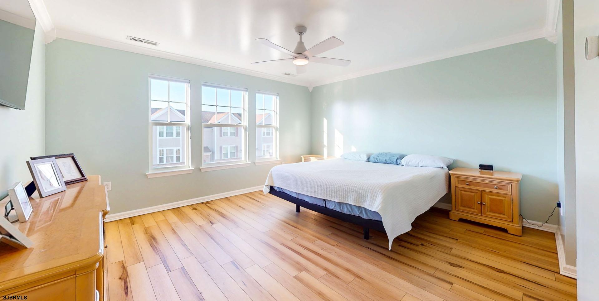 308 Sanderling Ln Ln