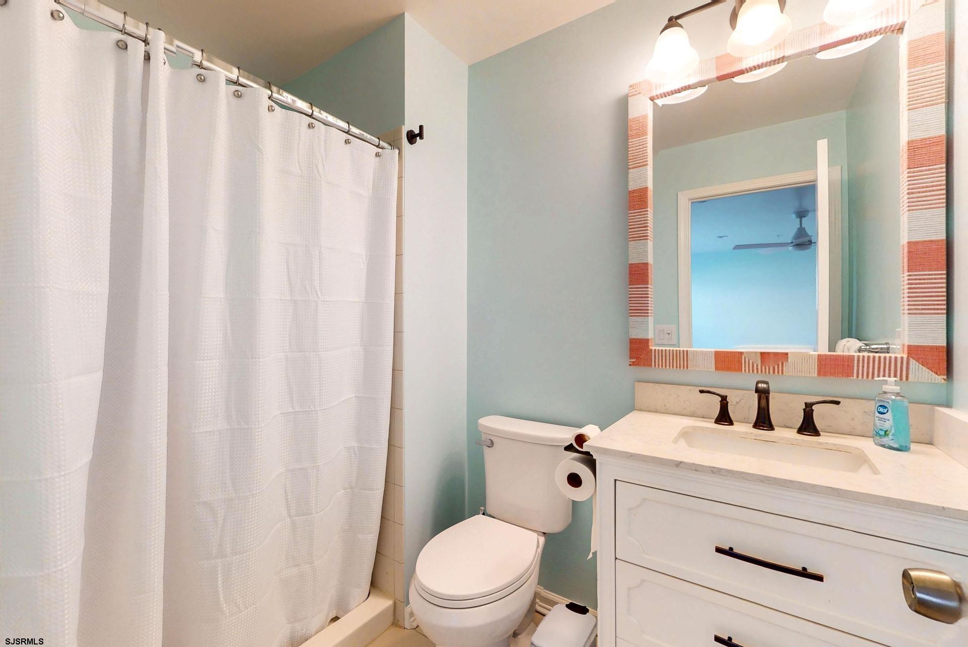 308 Sanderling Ln Ln