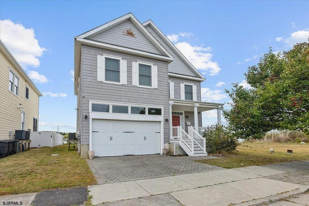 2100 W Riverside Dr Dr - Picture 2