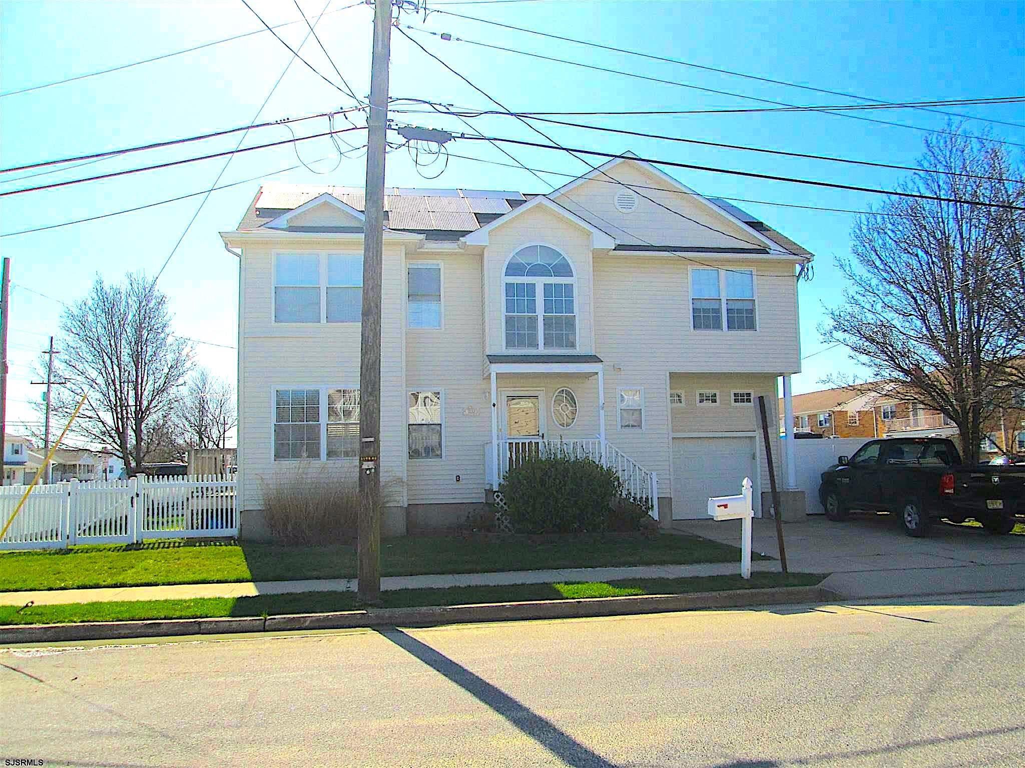  700 N Surrey Avenue - Ventnor