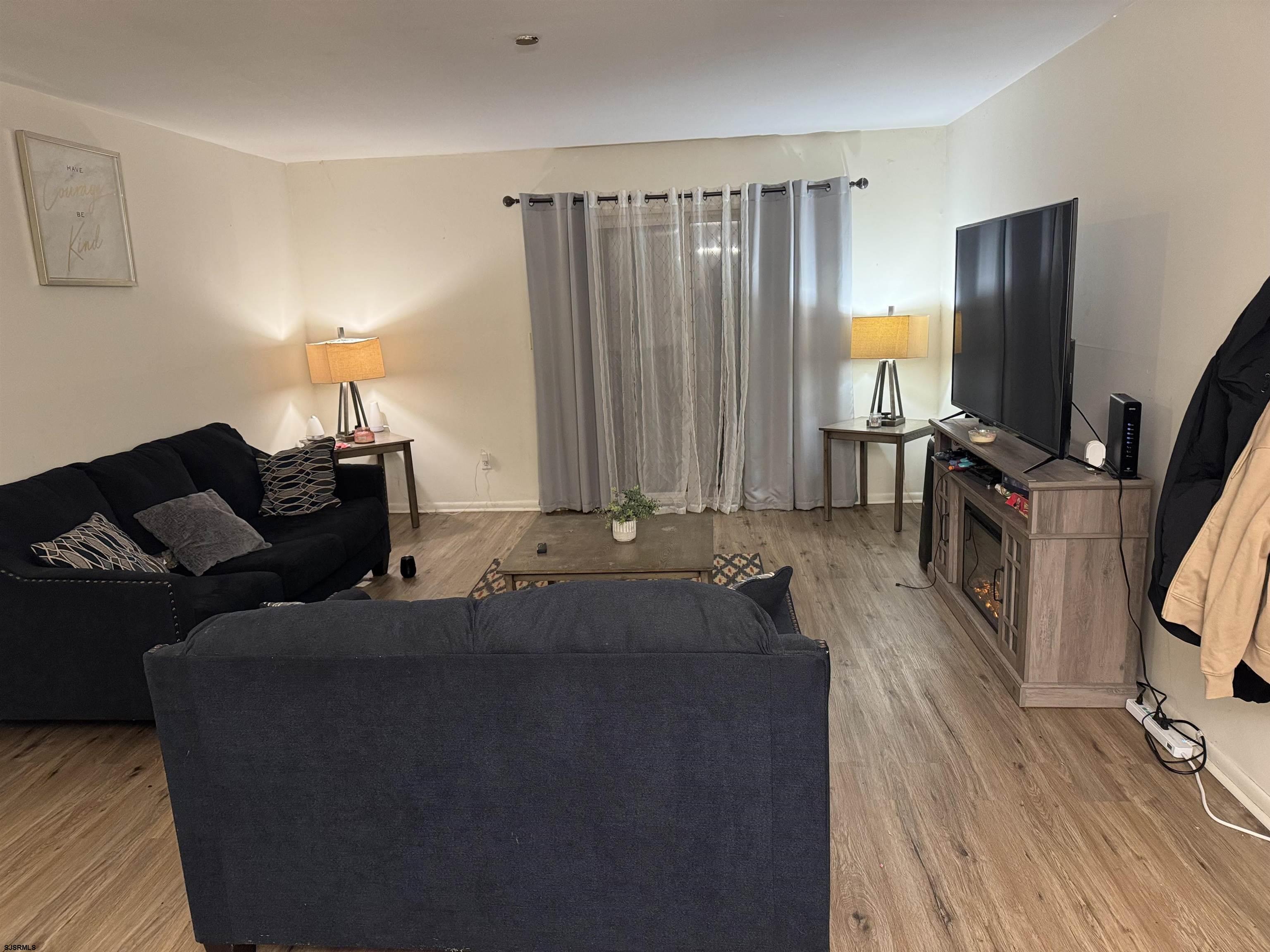 4 oyster Bay Road - Absecon