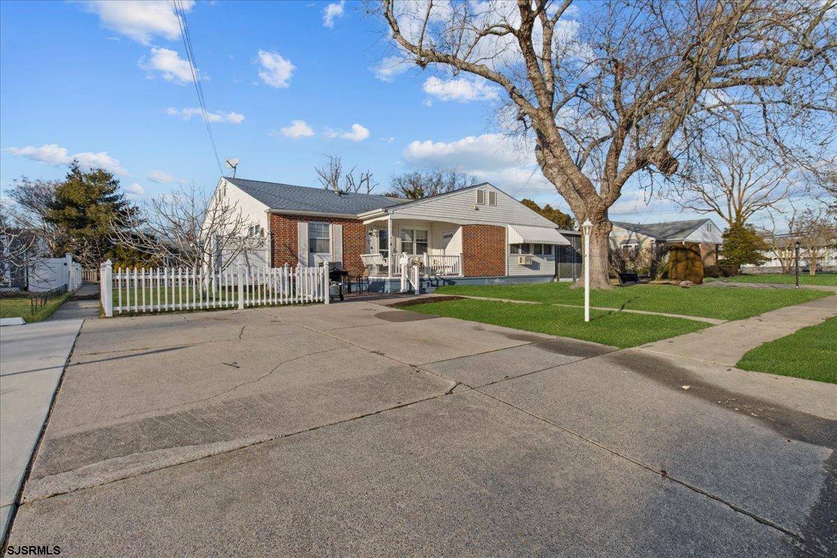 1351 Virginia Ave Ave, Cape May, NJ 08204