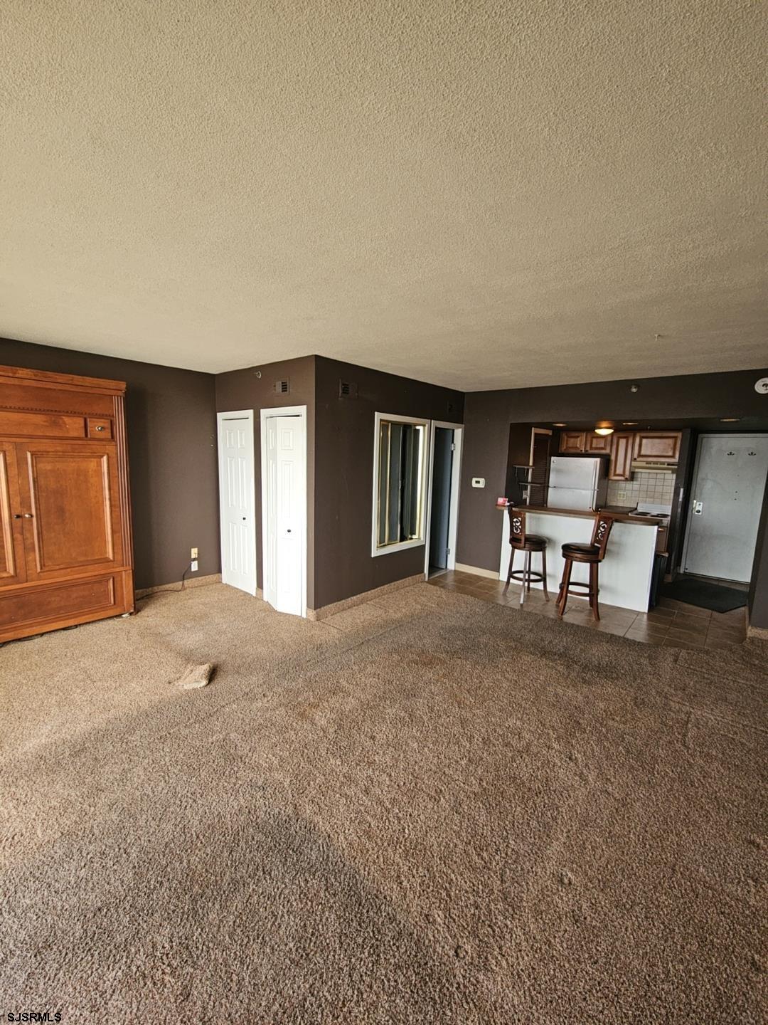 3851 Boardwalk - Picture 2