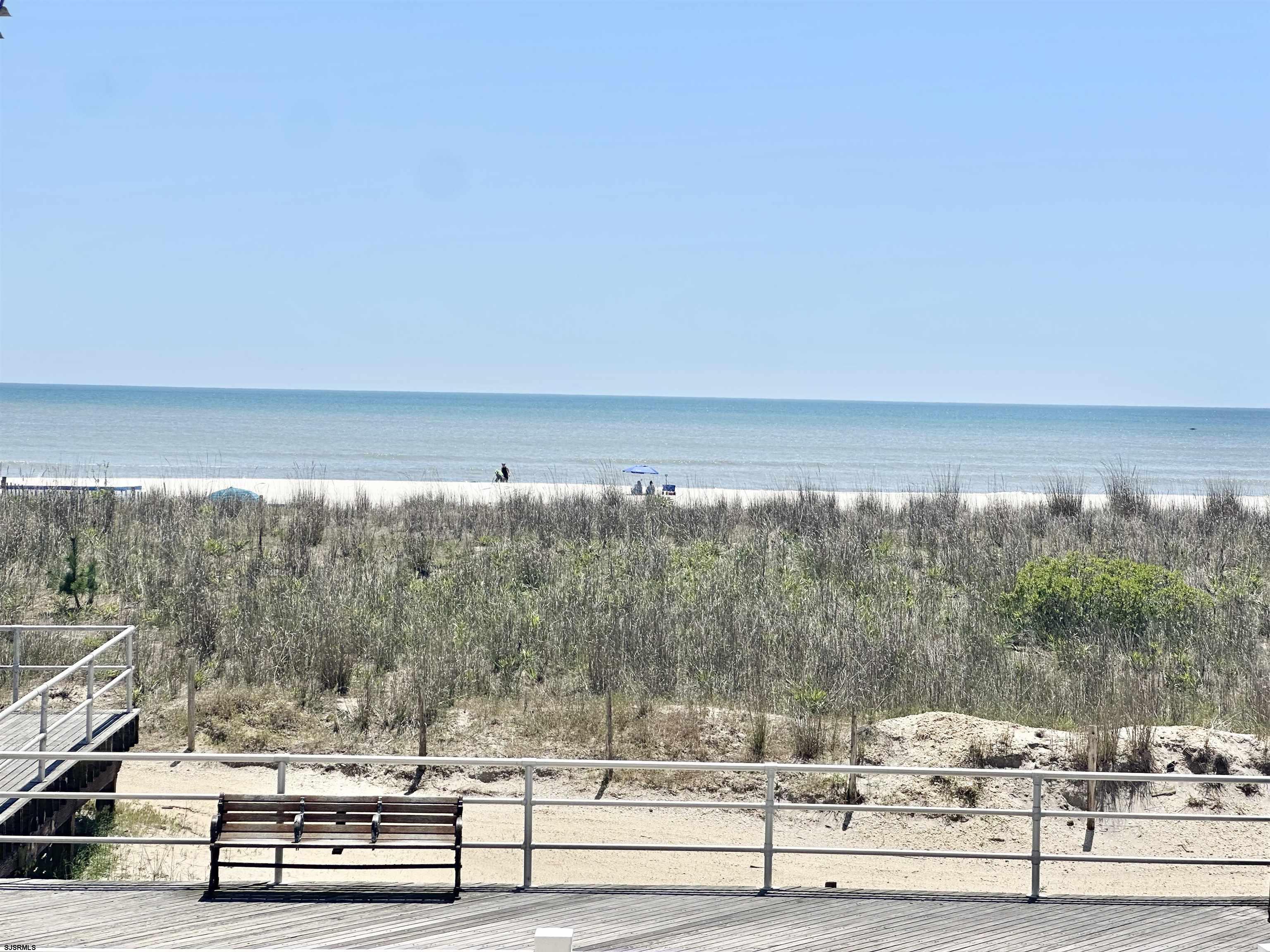 108 S Montpelier Avenue Apt 209